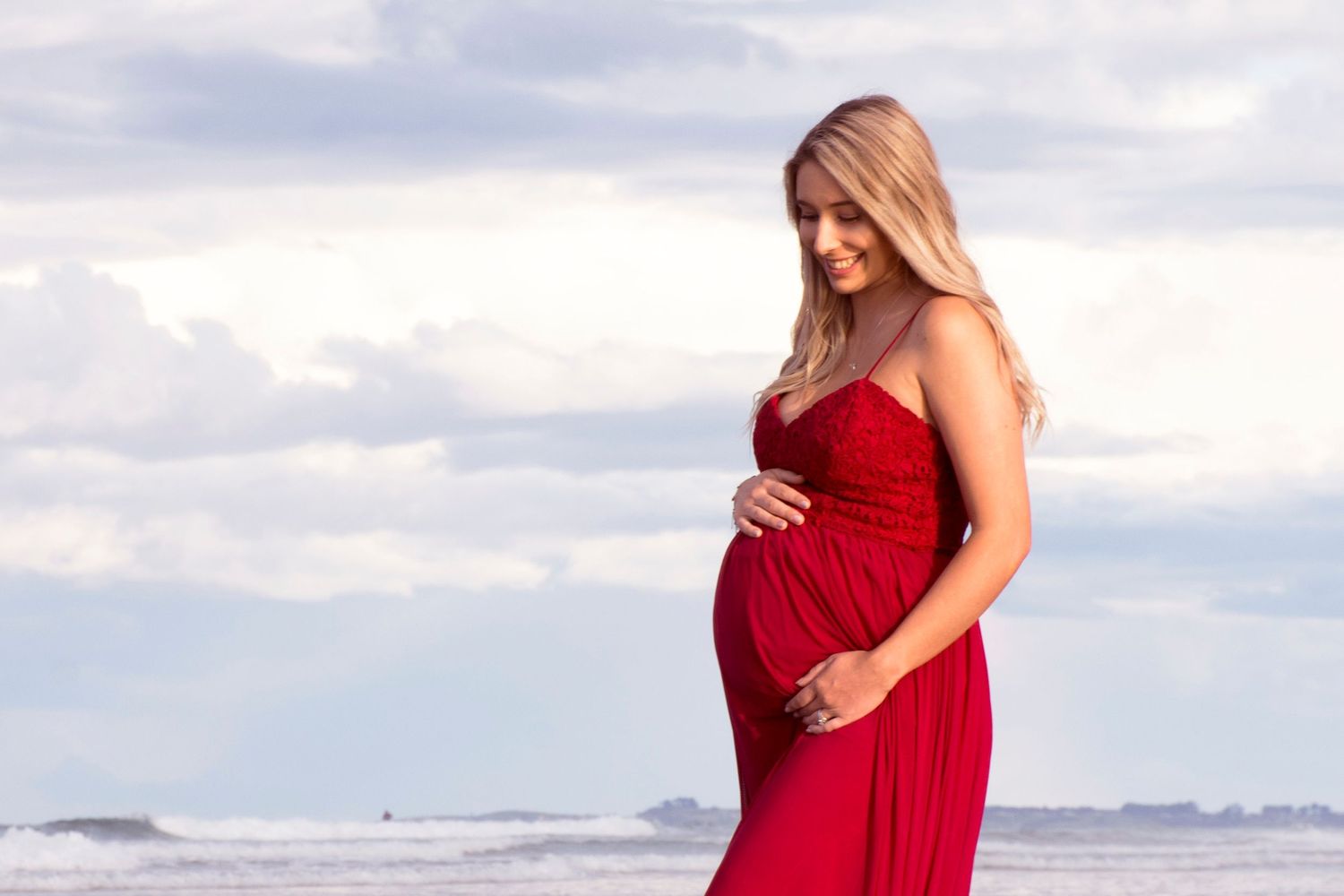 Affordable and heartwarming Maternity portraits by Stay&cee Creative, bringing comfort and style to homes in Waikato