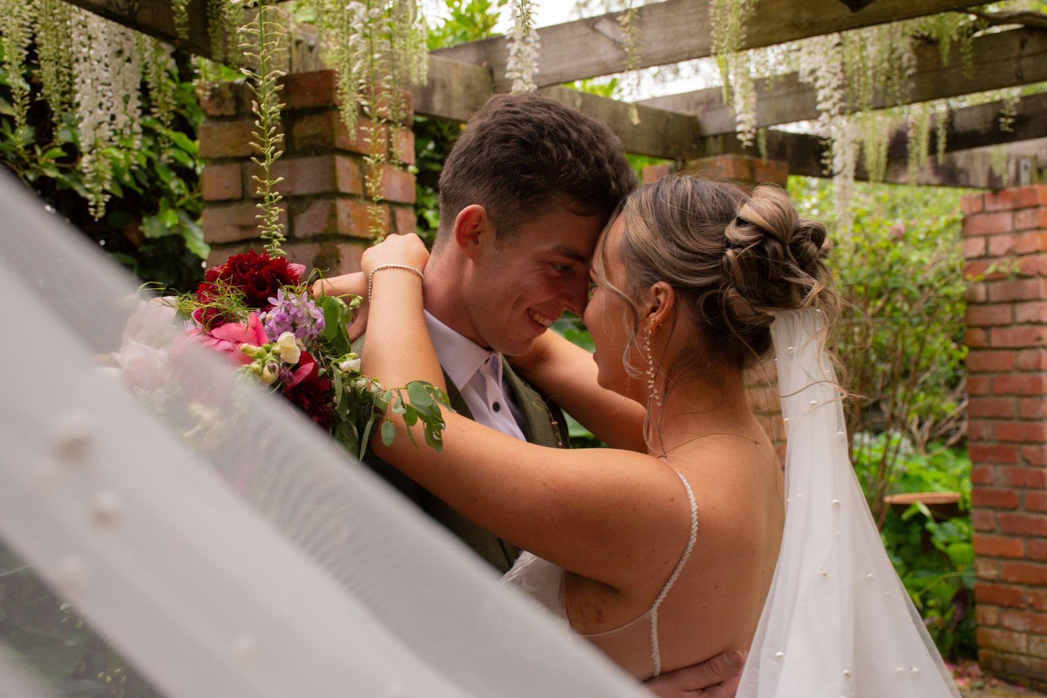 Stay&cee Creative wedding photographer and videographer in Hamilton, Waikato, capturing timeless moments at Rosenvale with expert photograph