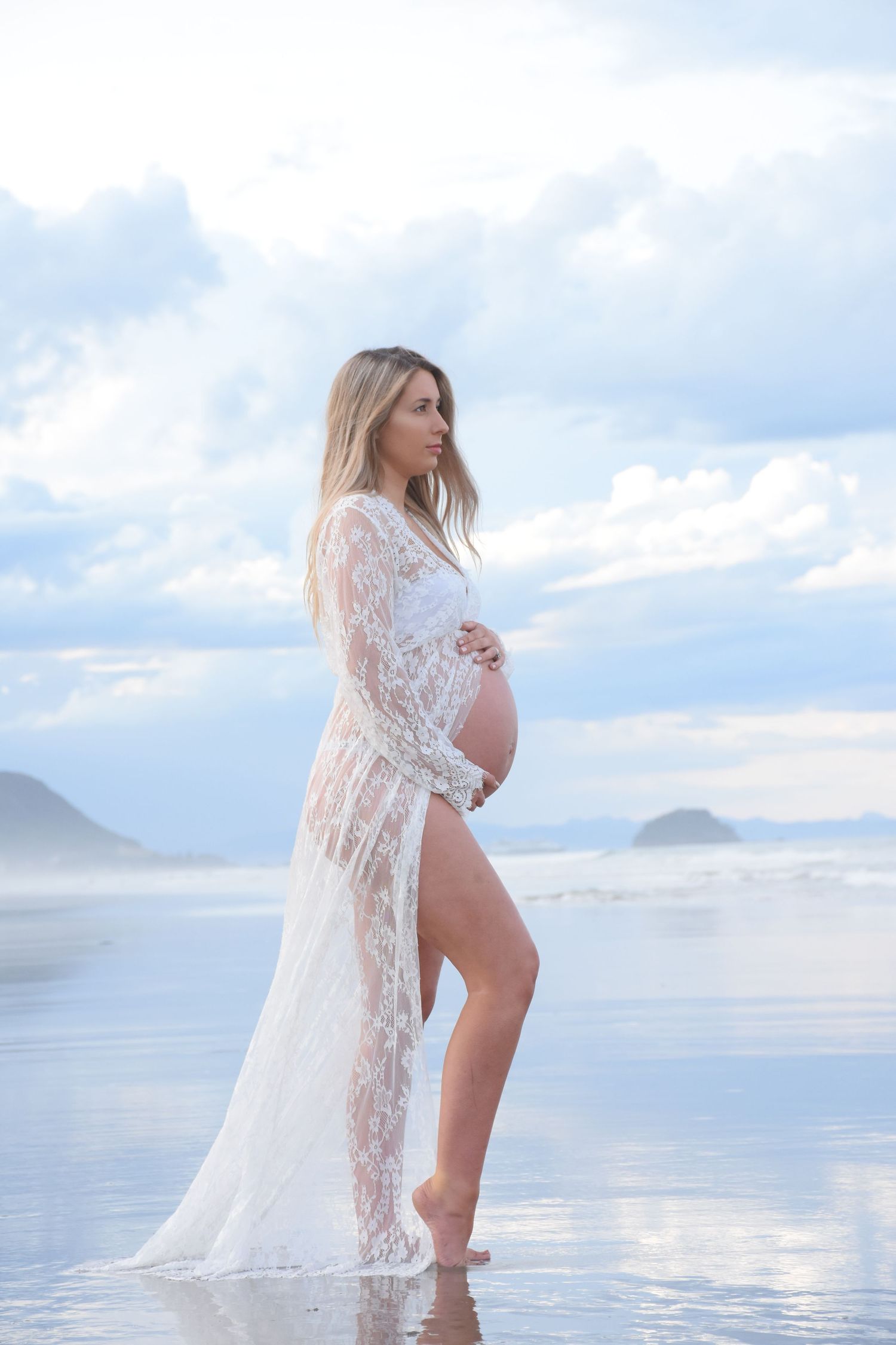 Affordable and heartwarming Maternity portraits by Stay&cee Creative, bringing comfort and style to homes in Waikato