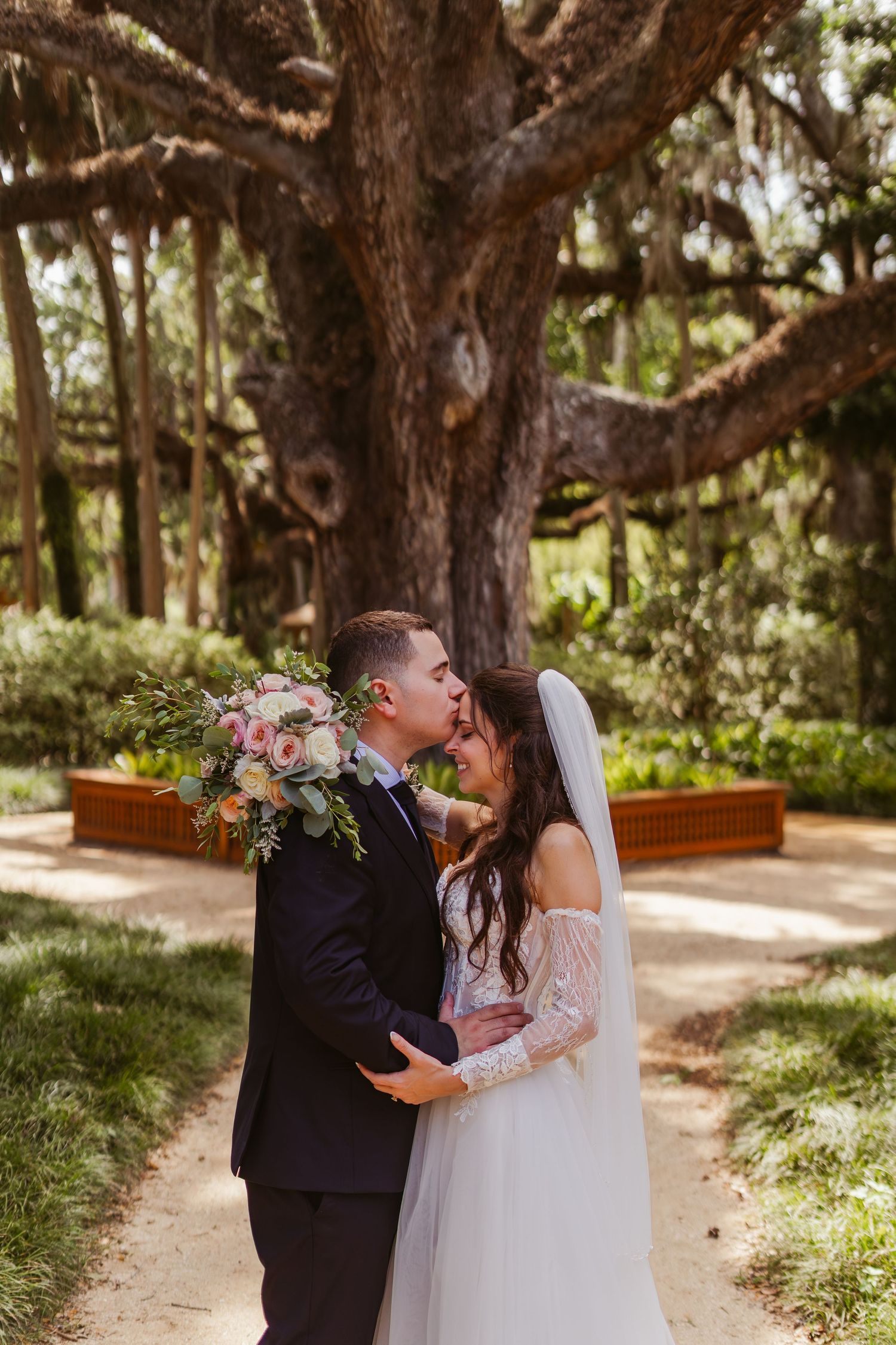 Washington Oaks Gardens State Park Wedding photography portraits of bride and groom.