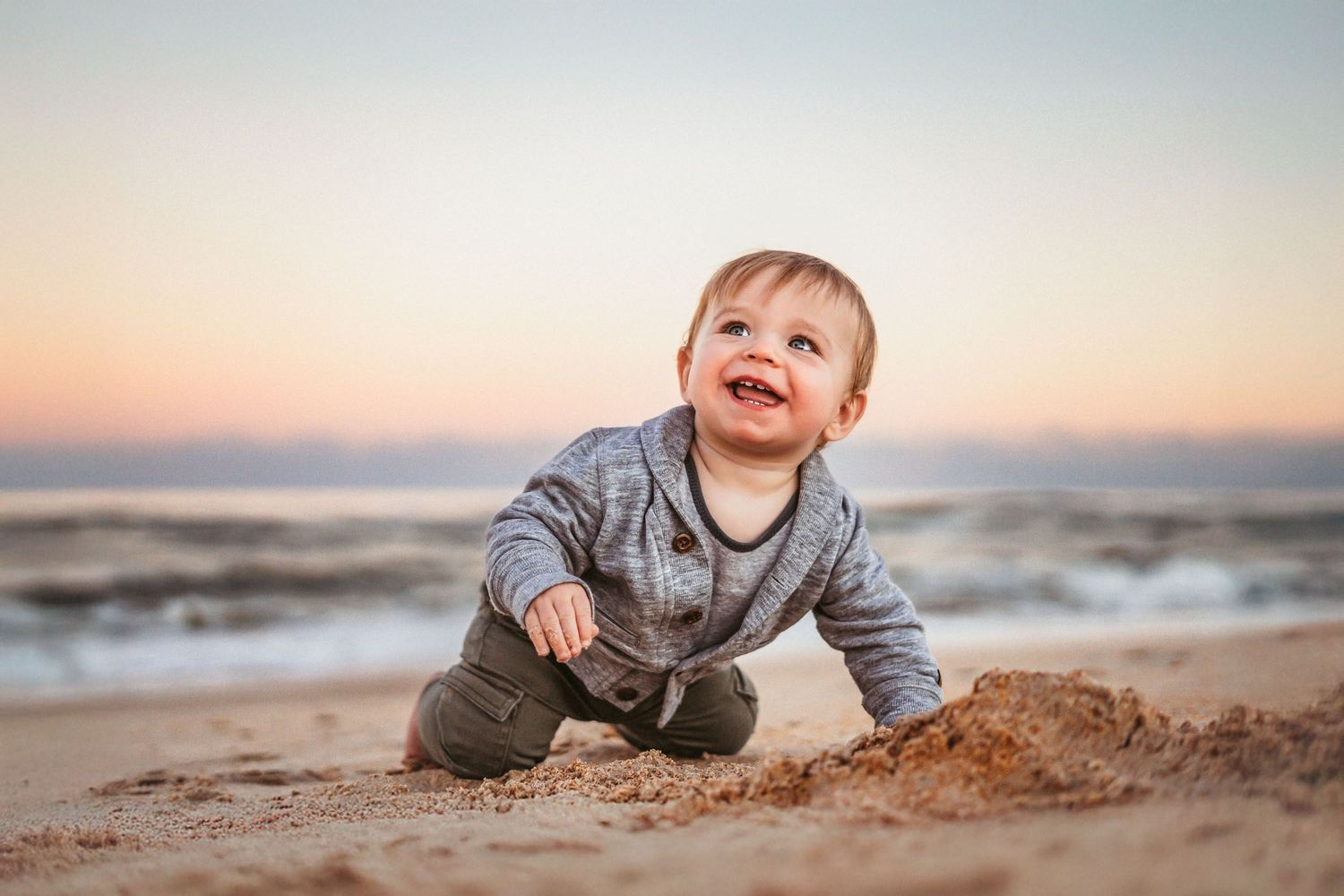 Saint Augustine family photography at the beach. Florida photographer, high end, quality, bold colors, palm coast photography