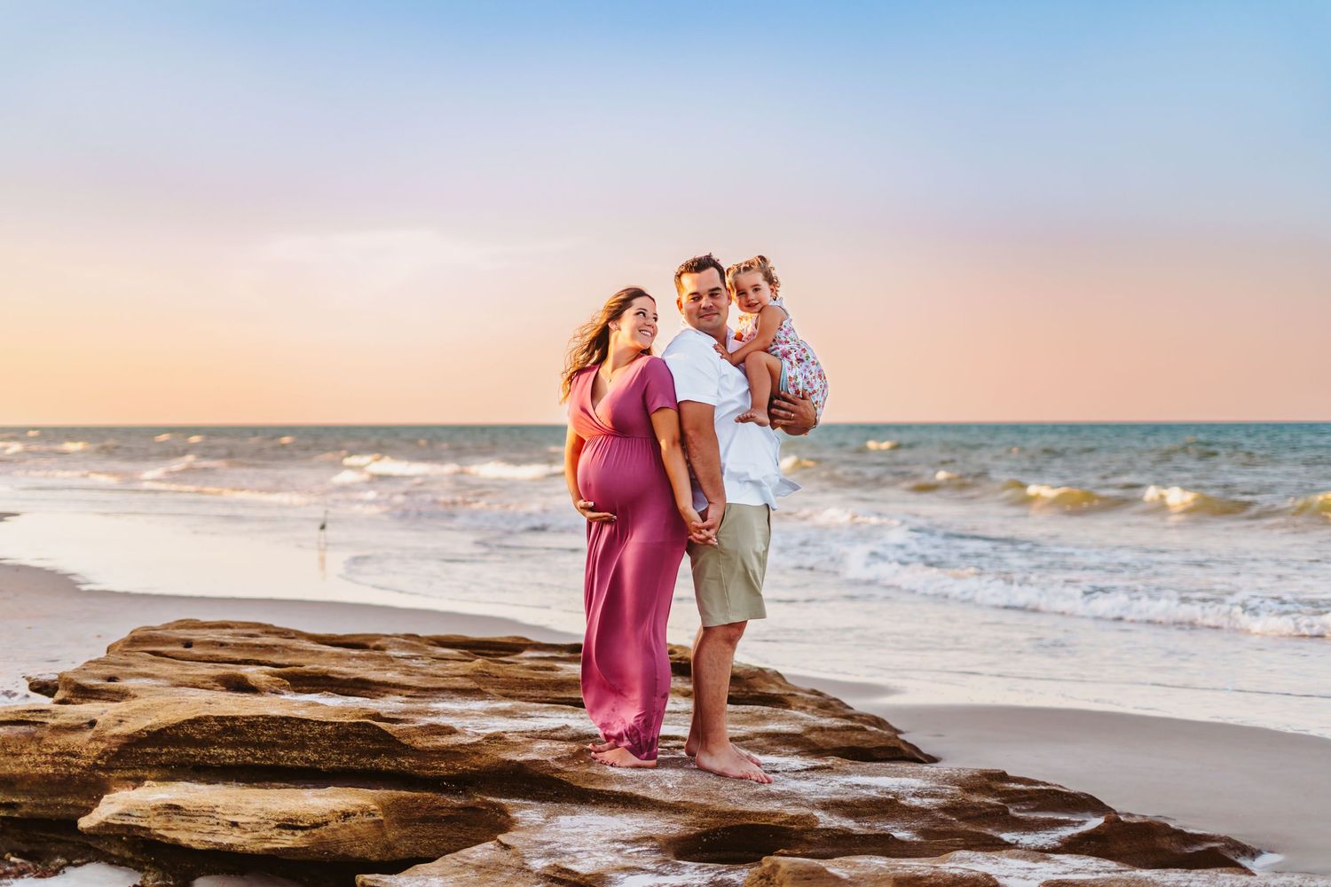Maternity photoshoot, family photography, marineland beach, Palm Coast Florida, Saint Augustine