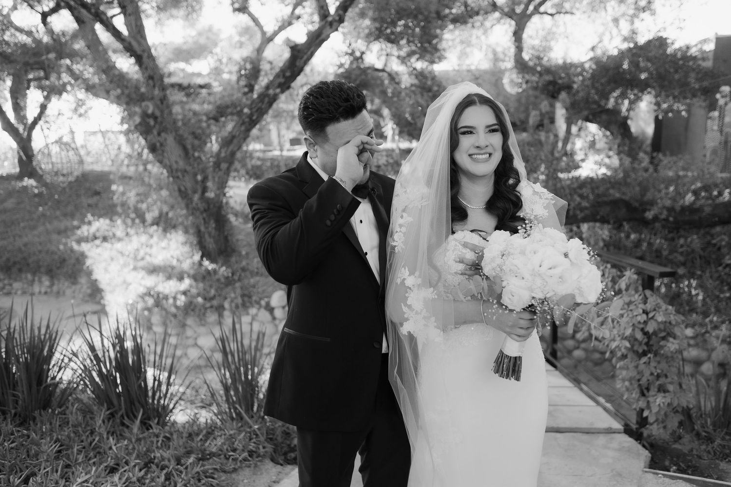 Fotógrafo de bodas destino en México disponible para celebraciones de lujo en México, Estados Unidos y Europa.