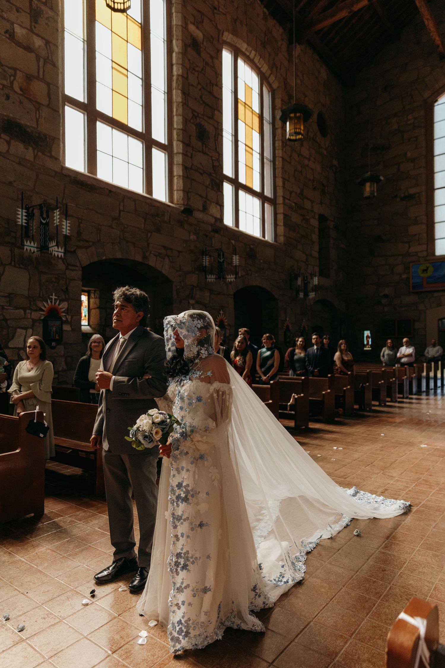 ruidoso,Las Cruces, Cloudcroft, El Paso, Wedding photographer, couples, enchanted vine, noisy winery venue, elopement, engagement photos