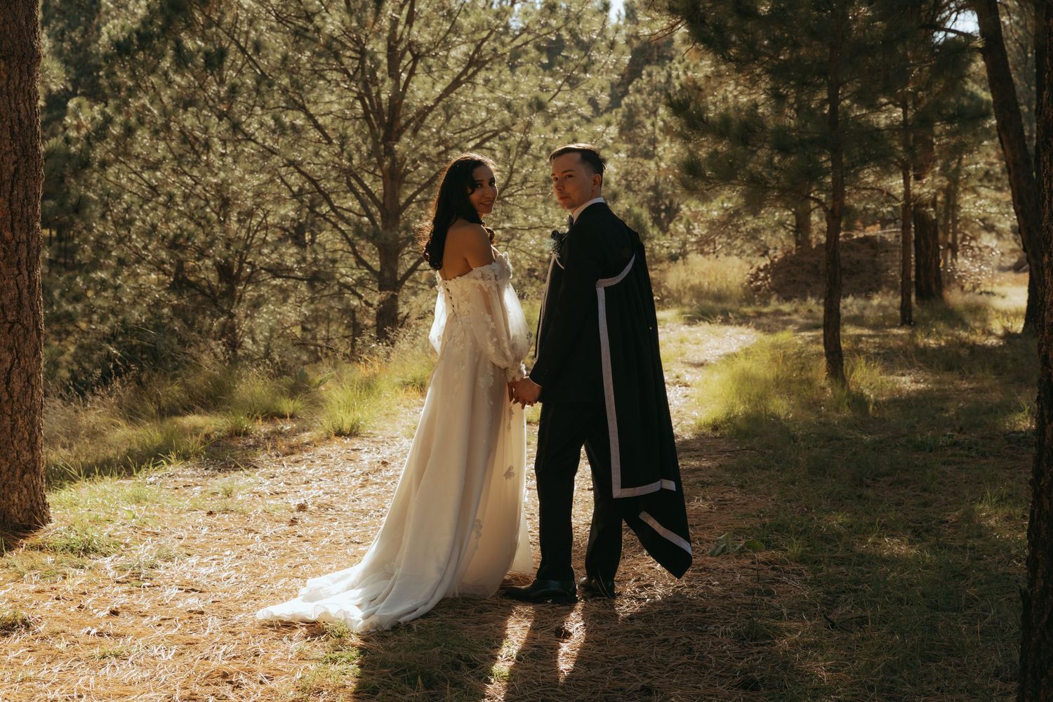 ruidoso,Las Cruces, Cloudcroft, El Paso, Wedding photographer, couples, enchanted vine, noisy winery venue, elopement, engagement photos