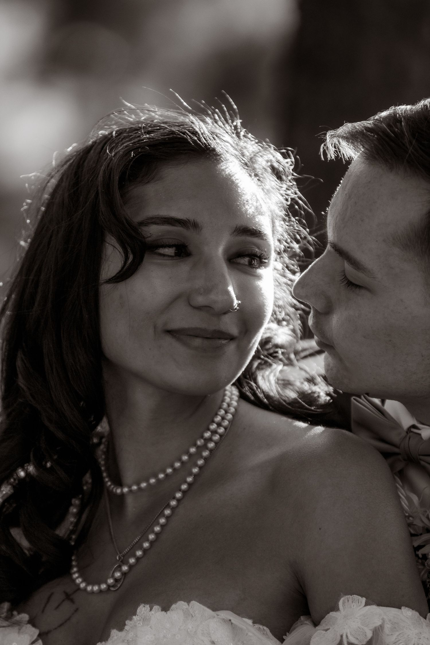 ruidoso,Las Cruces, Cloudcroft, El Paso, Wedding photographer, couples, enchanted vine, noisy winery venue, elopement, engagement photos