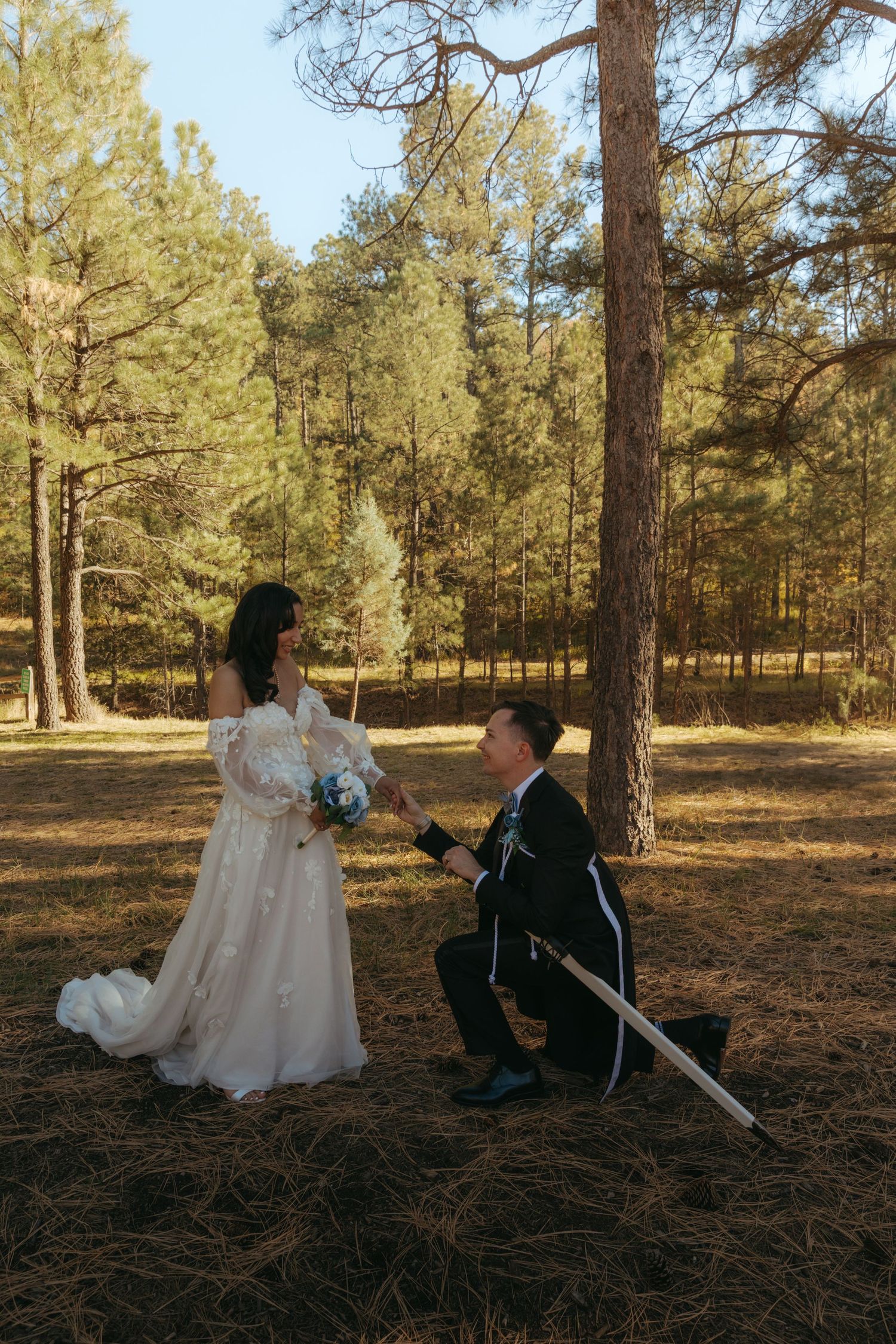ruidoso,Las Cruces, Cloudcroft, El Paso, Wedding photographer, couples, enchanted vine, noisy winery venue, elopement, engagement photos