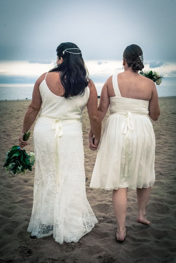 Yu-Chen Chiu Studio offers wedding, engagement session and maternity, newborn, milestone & event photography in NYC & NJ.