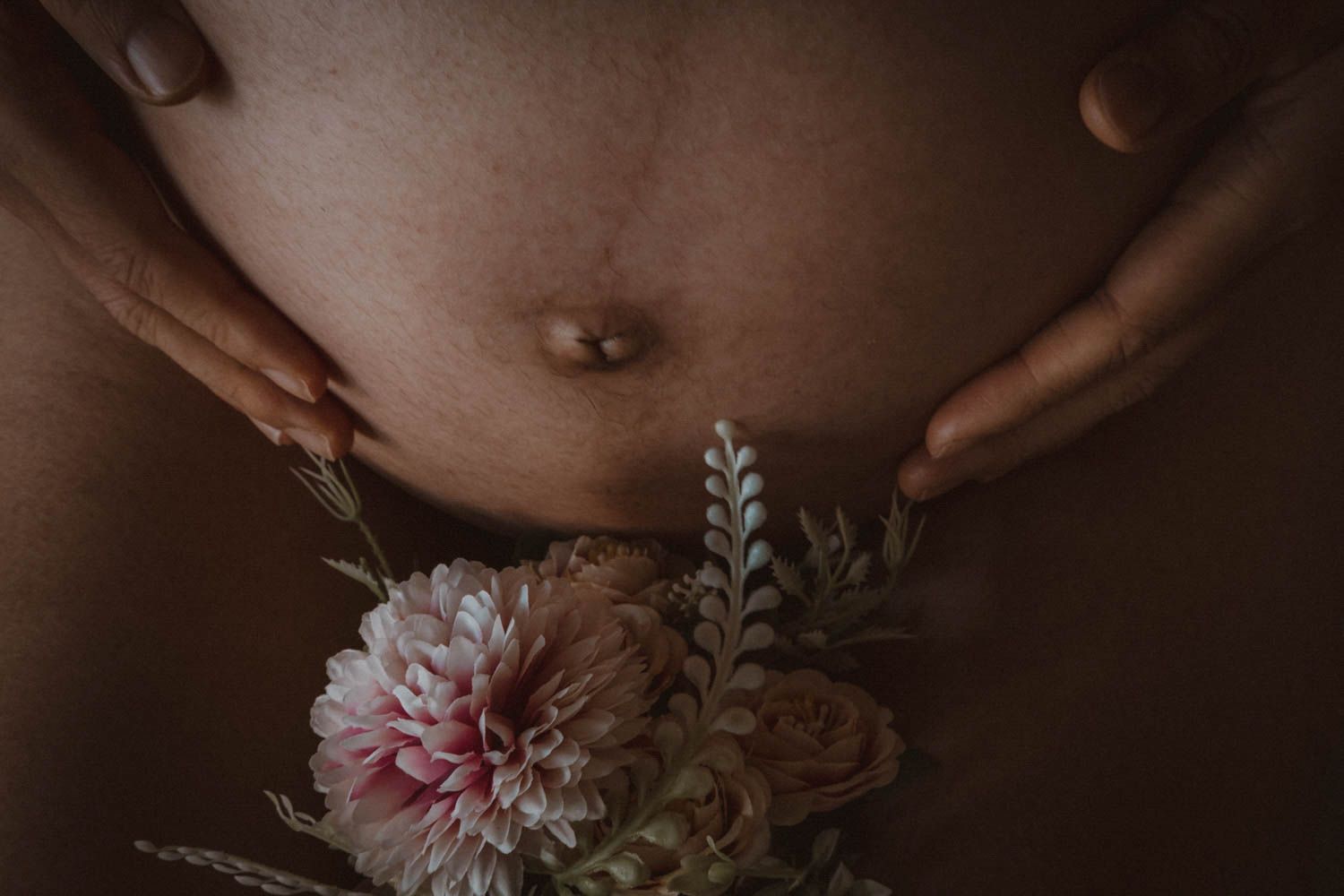 Yu-Chen Chiu Studio offers wedding, engagement session and maternity, newborn, milestone & event photography in NYC & NJ..