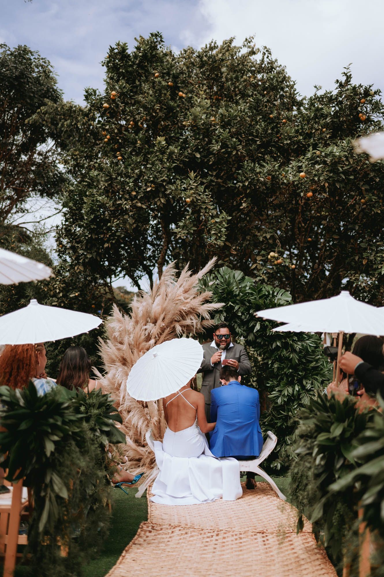 #whiteandgold #decoevent #weddingstyle #naturalwedding #bodasbonitas #fotografiadebodas #casamentscatalunya #bodas #boda
