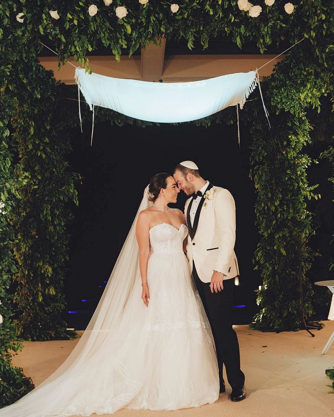 Natural wedding photography Spain | Destination Jewish Wedding -  Sunshine Weddings Spain jewish wedding shutteres