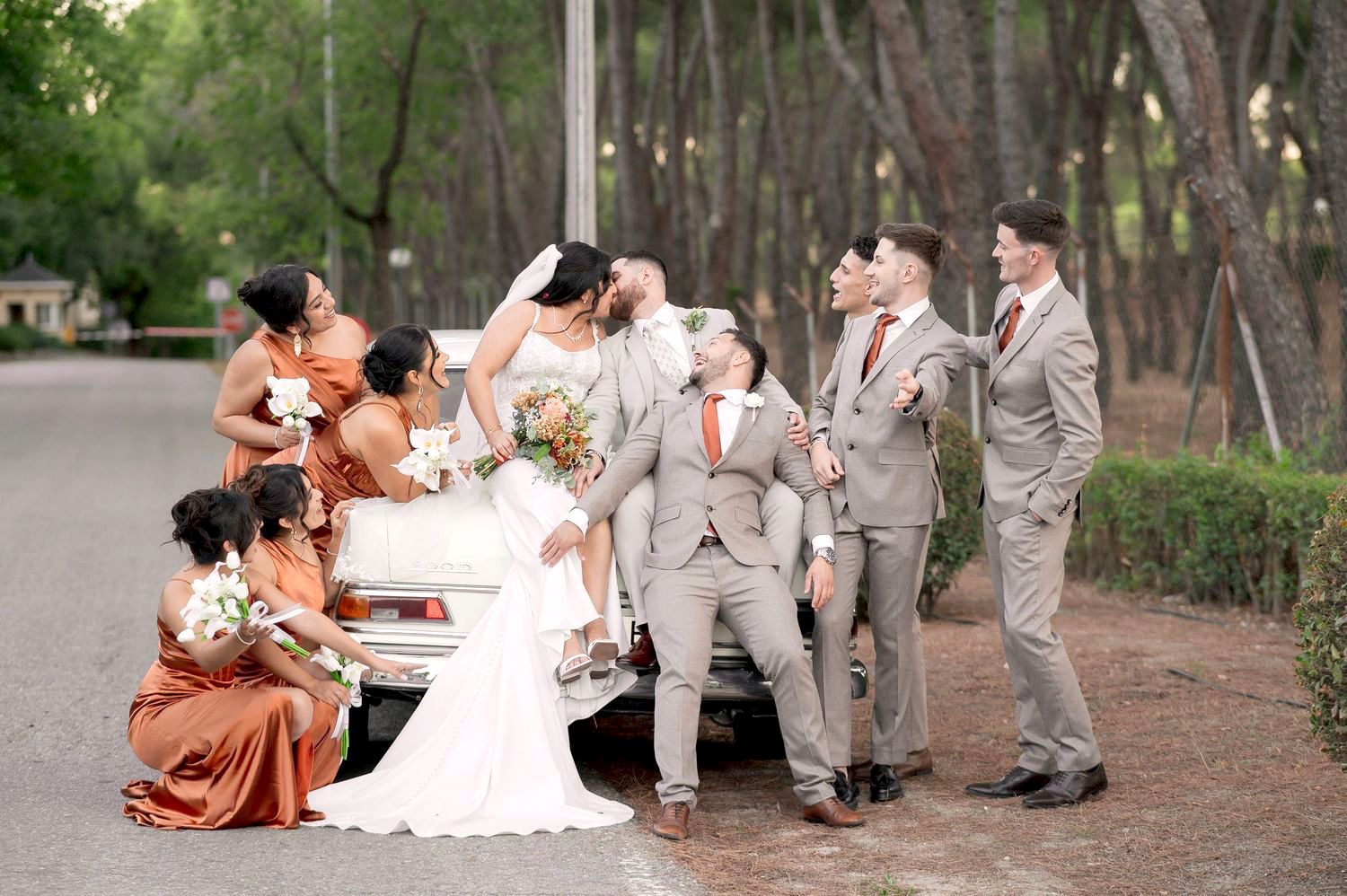Fotografía de boda natural y espontánea en el Restaurante San Francisco de El Pardo por SHUTTER.