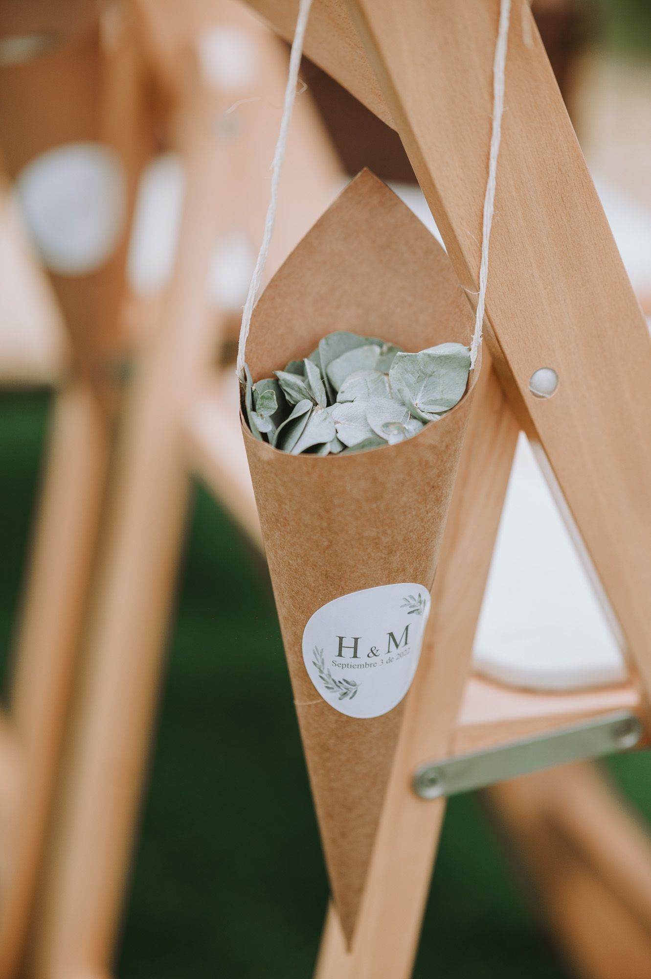 #thelane #thebridaljourney #thewed #antibride #artisticweddingphotography #luxuryweddingphotography#tuscanyweddingphotog
