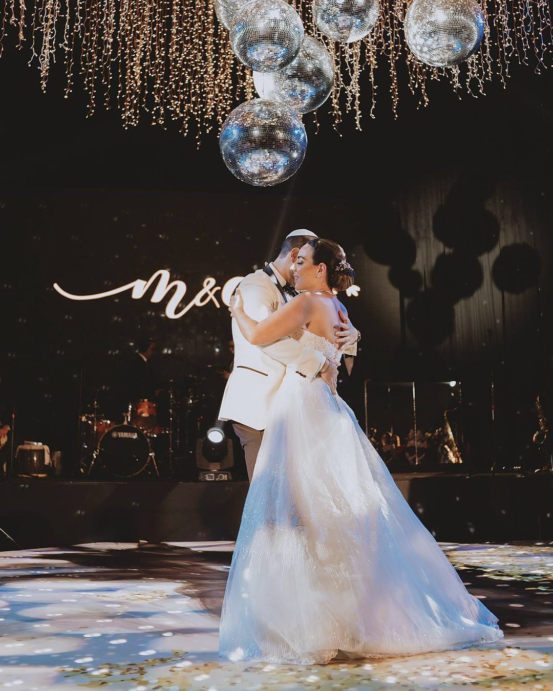 Natural wedding photography Spain | Destination Jewish Wedding -  Sunshine Weddings Spain jewish wedding shutteres