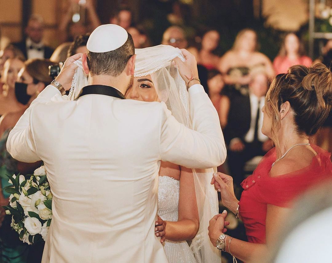 Natural wedding photography Spain | Destination Jewish Wedding -  Sunshine Weddings Spain jewish wedding shutteres