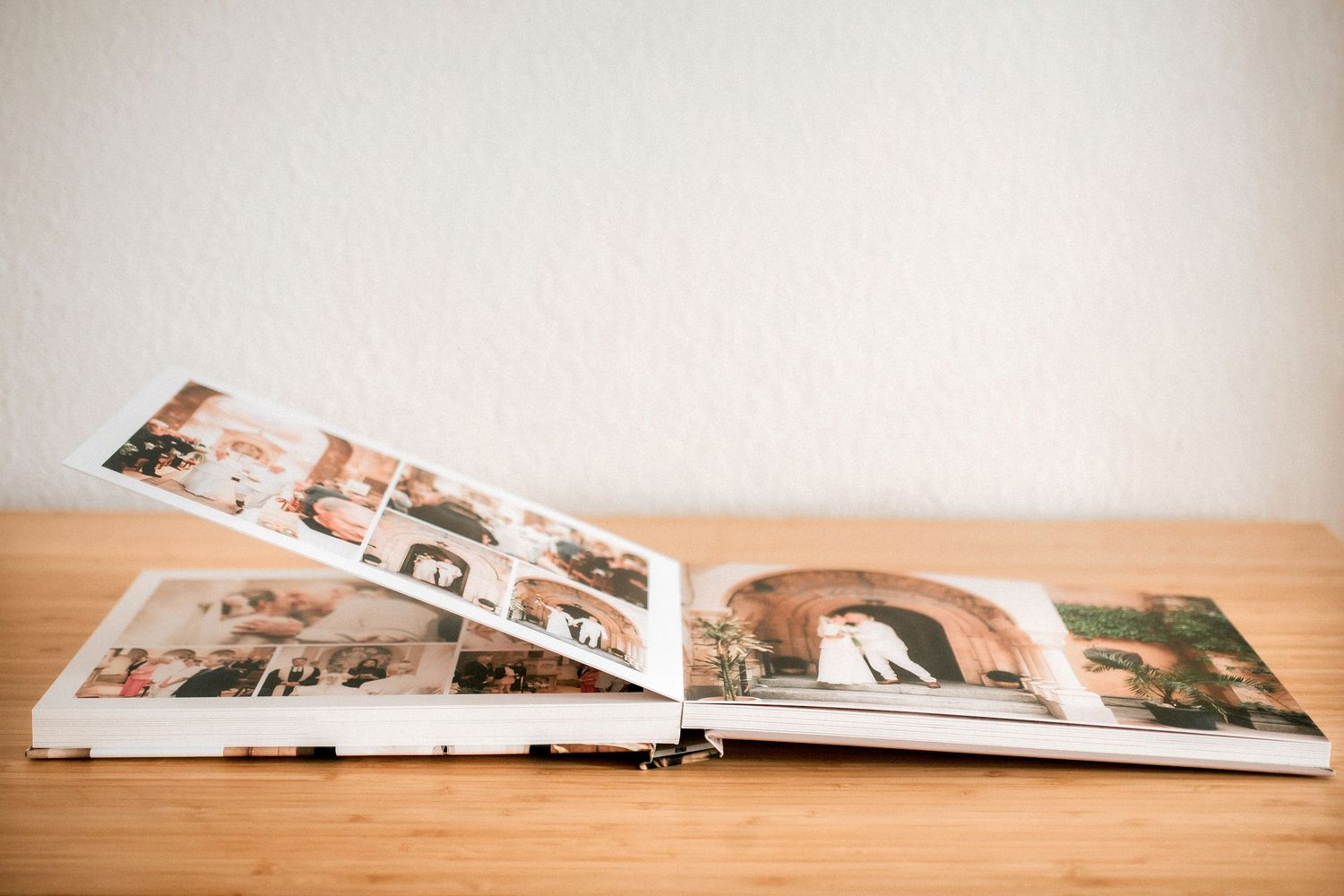 Álbum de bodas de alta calidad con apertura panorámica plana de 180 grados.