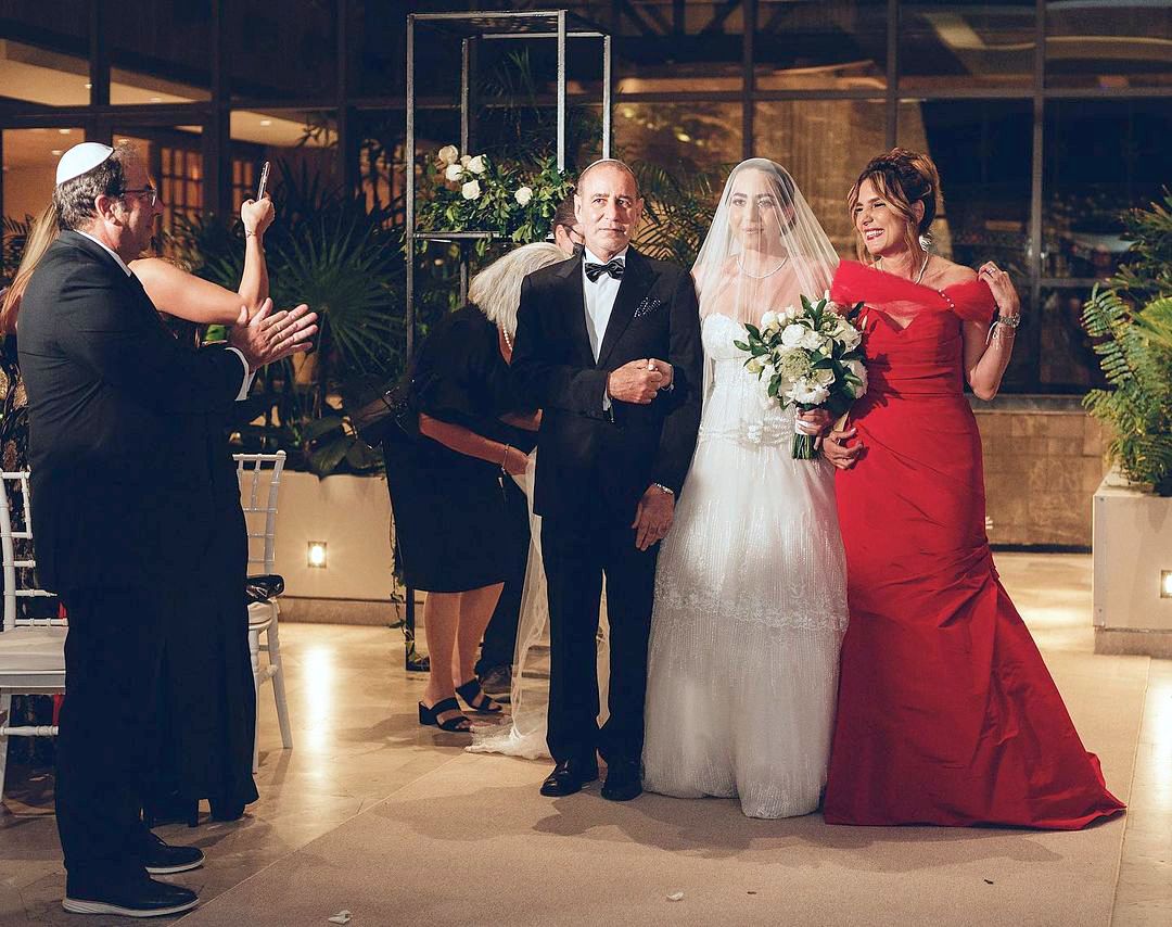 Natural wedding photography Spain | Destination Jewish Wedding -  Sunshine Weddings Spain jewish wedding shutteres