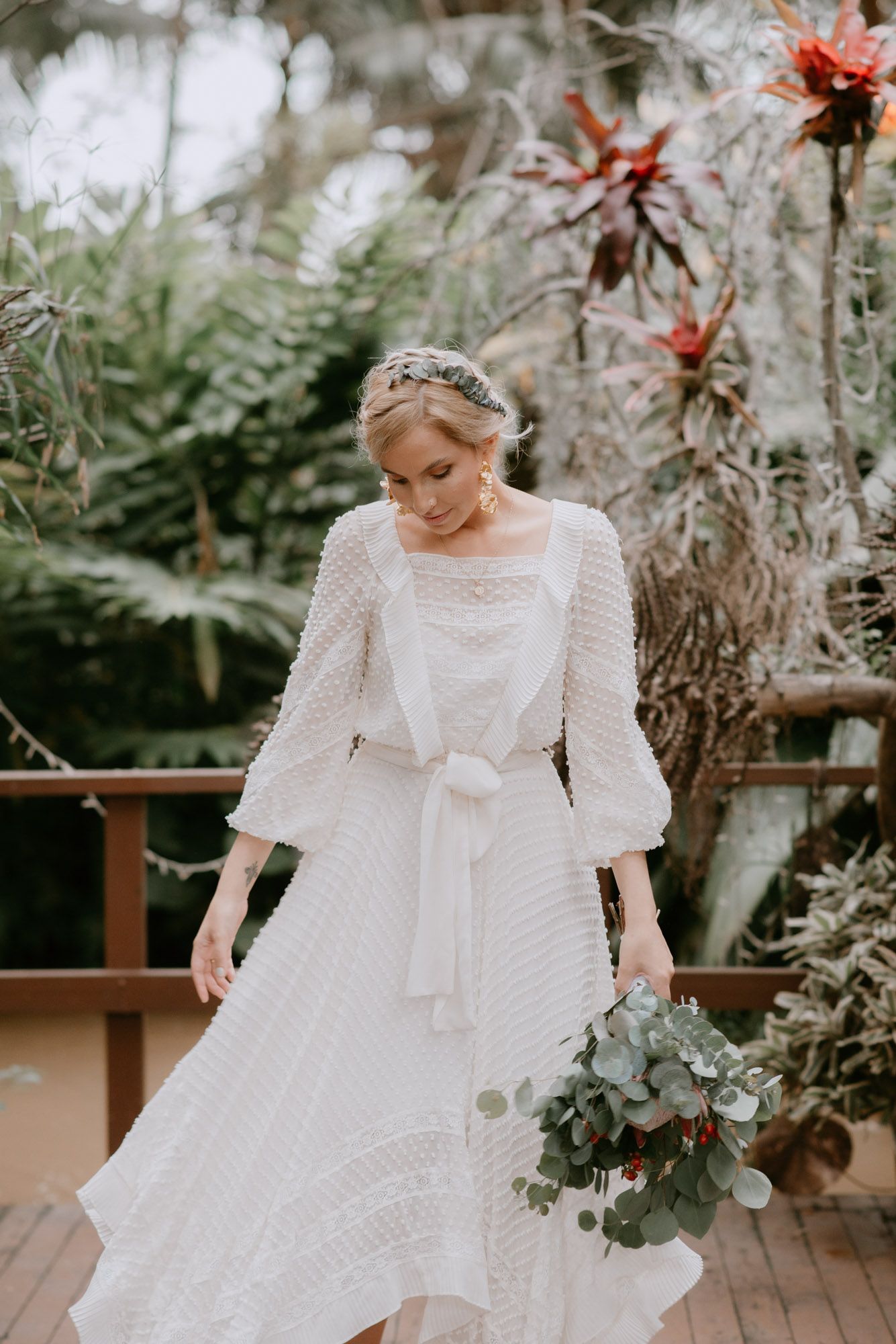 #bride #bridalmakeup #bridetobe #bridal #bridegoals #weddingdress #bridalwear #bridalgown #bridallook #weddinginspo #wed