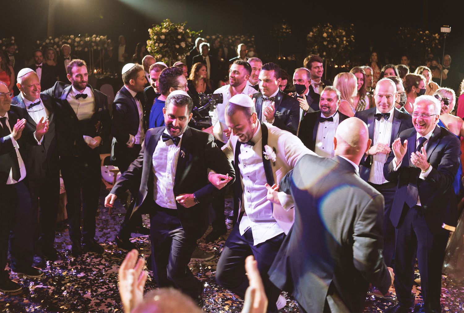 Natural wedding photography Spain | Destination Jewish Wedding -  Sunshine Weddings Spain jewish wedding shutteres
