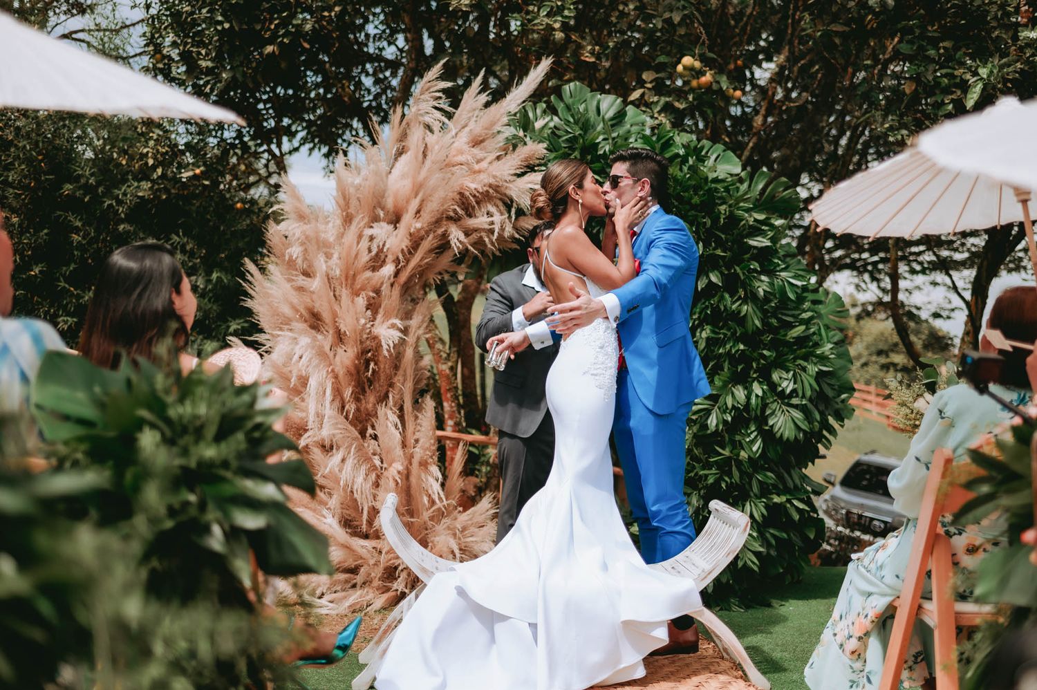 #whiteandgold #decoevent #weddingstyle #naturalwedding #bodasbonitas #fotografiadebodas #casamentscatalunya #bodas #boda