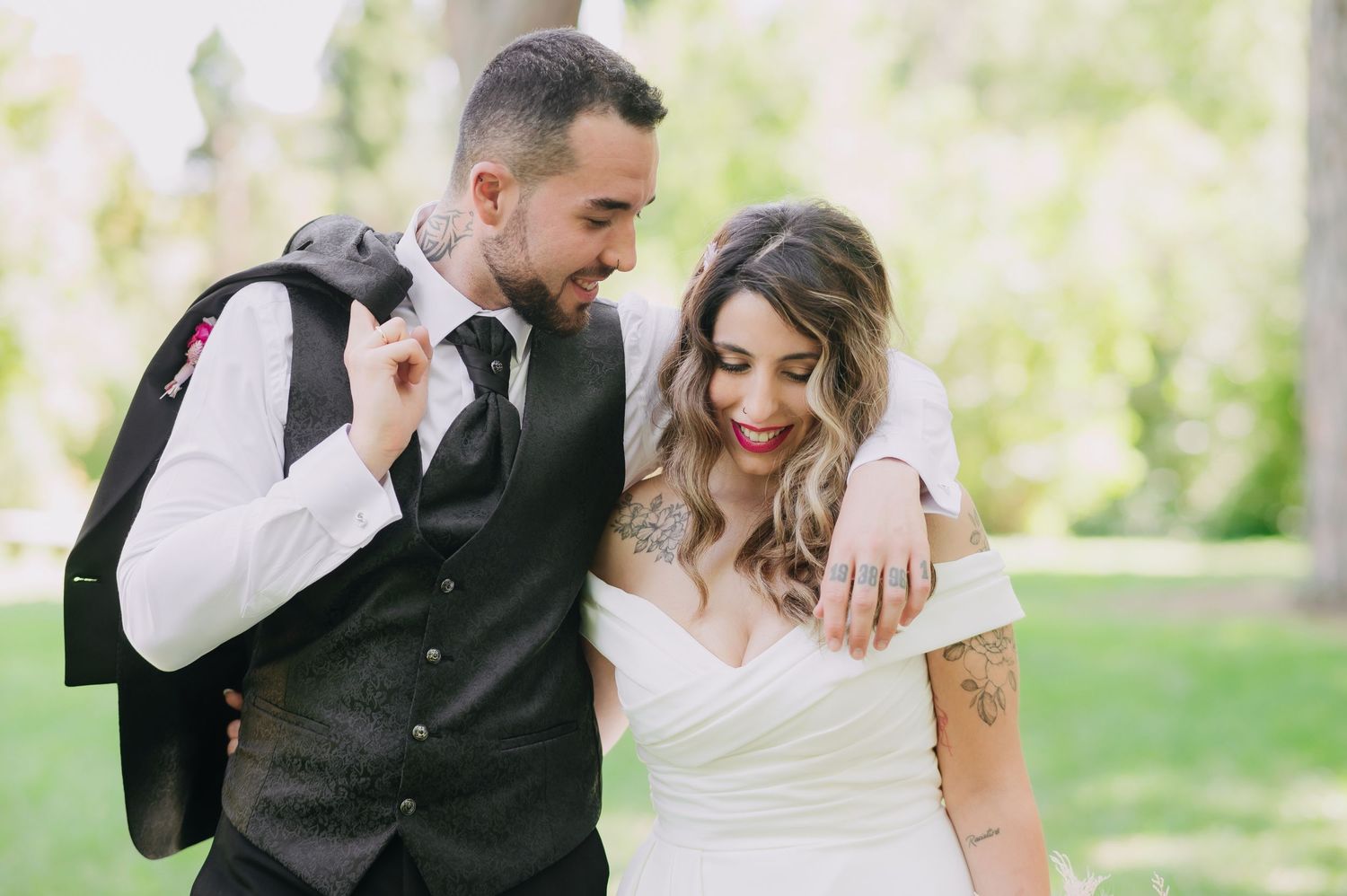 novios en el parque de El Capricho Madrid