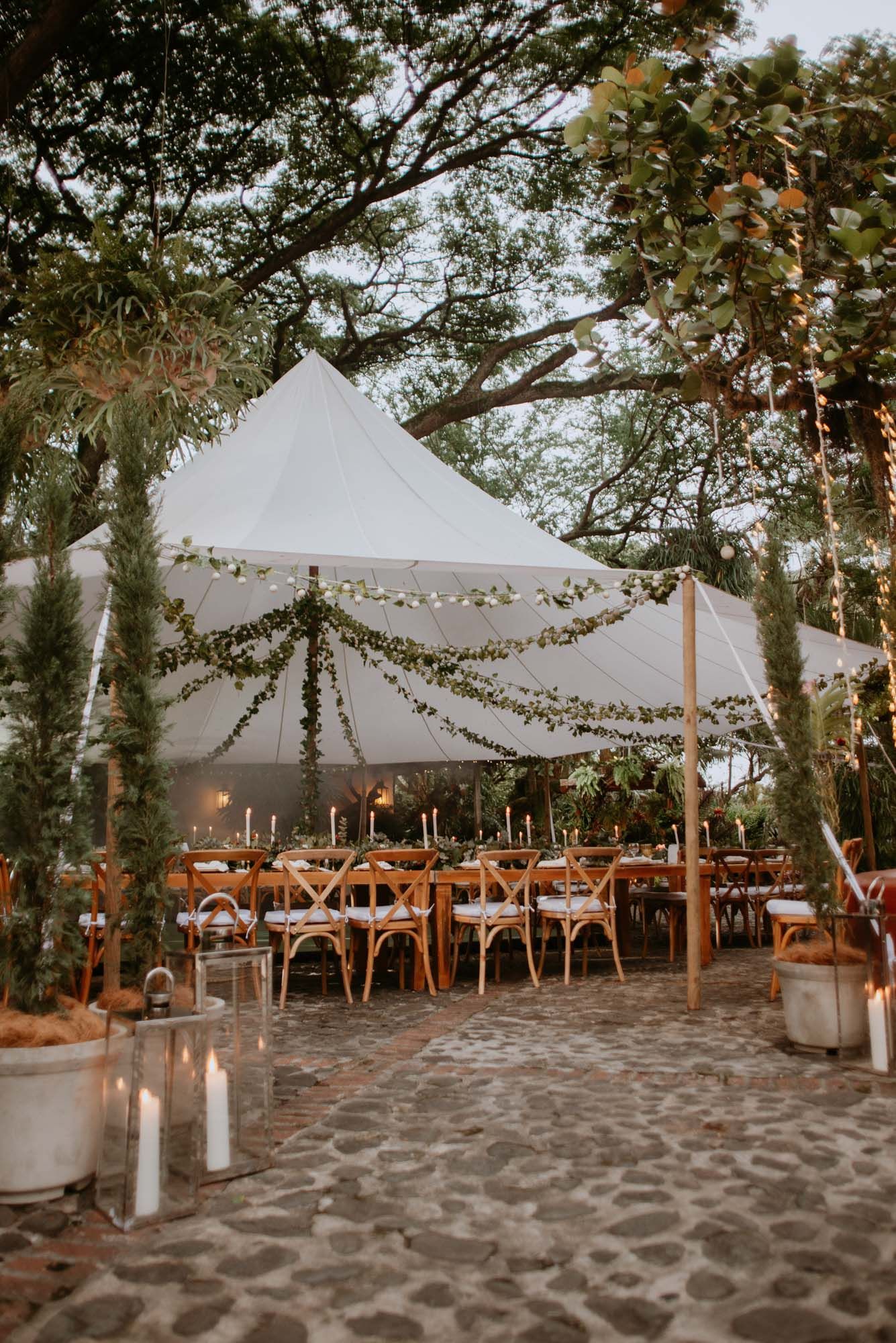 #whiteandgold #decoevent #weddingstyle #naturalwedding #bodasbonitas #fotografiadebodas #casamentscatalunya #bodas #boda