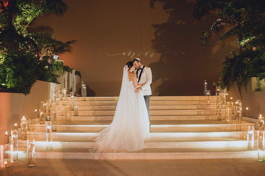 #intimateweddingphotographer #thisisreportage #civilceremony #weddingmagic #uniquewedding #weddingbride #bridalphotograpFotógrafos de Bodas