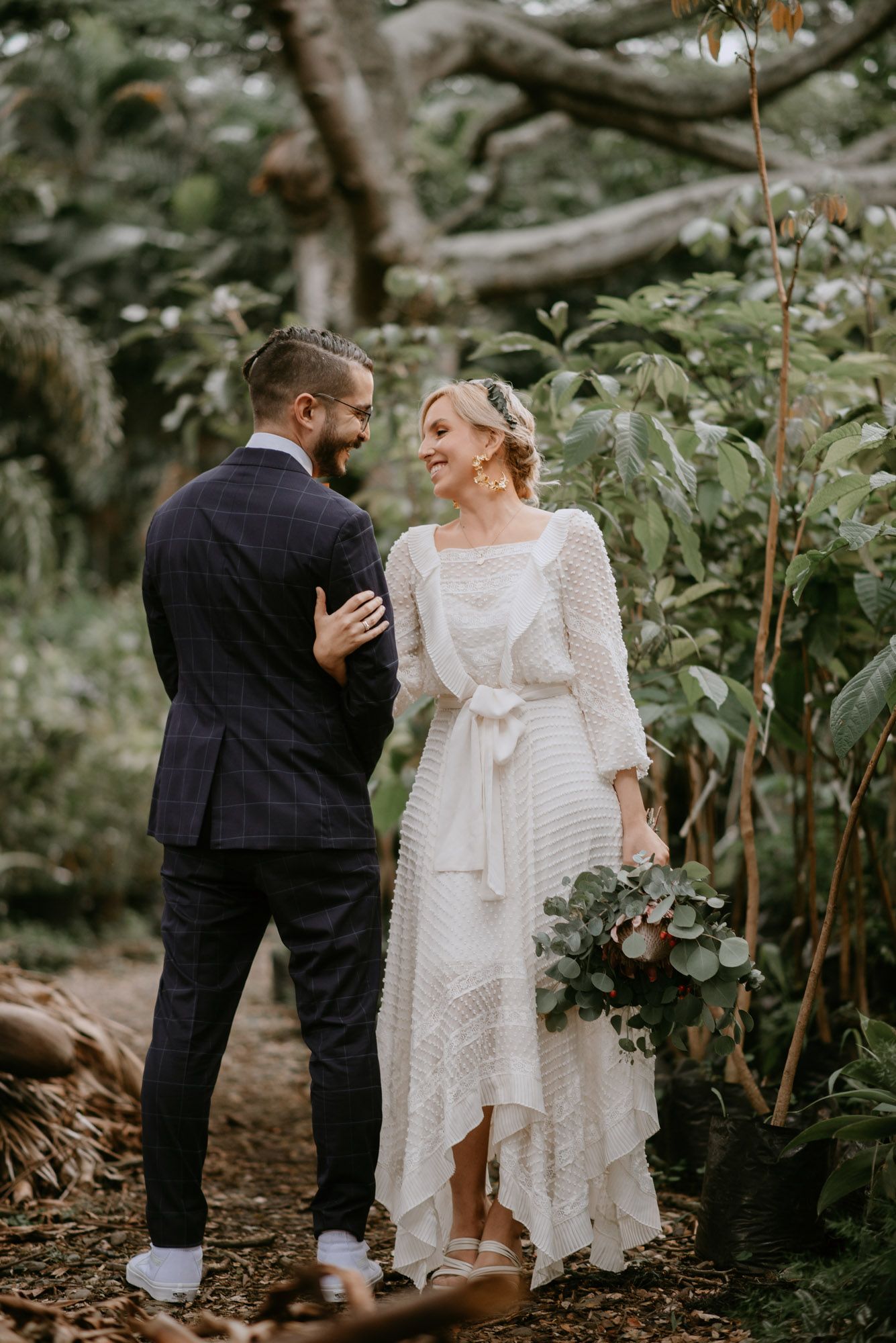 #intimateweddingphotographer #thisisreportage #civilceremony #weddingmagic #uniquewedding #weddingbride #bridalphotograp