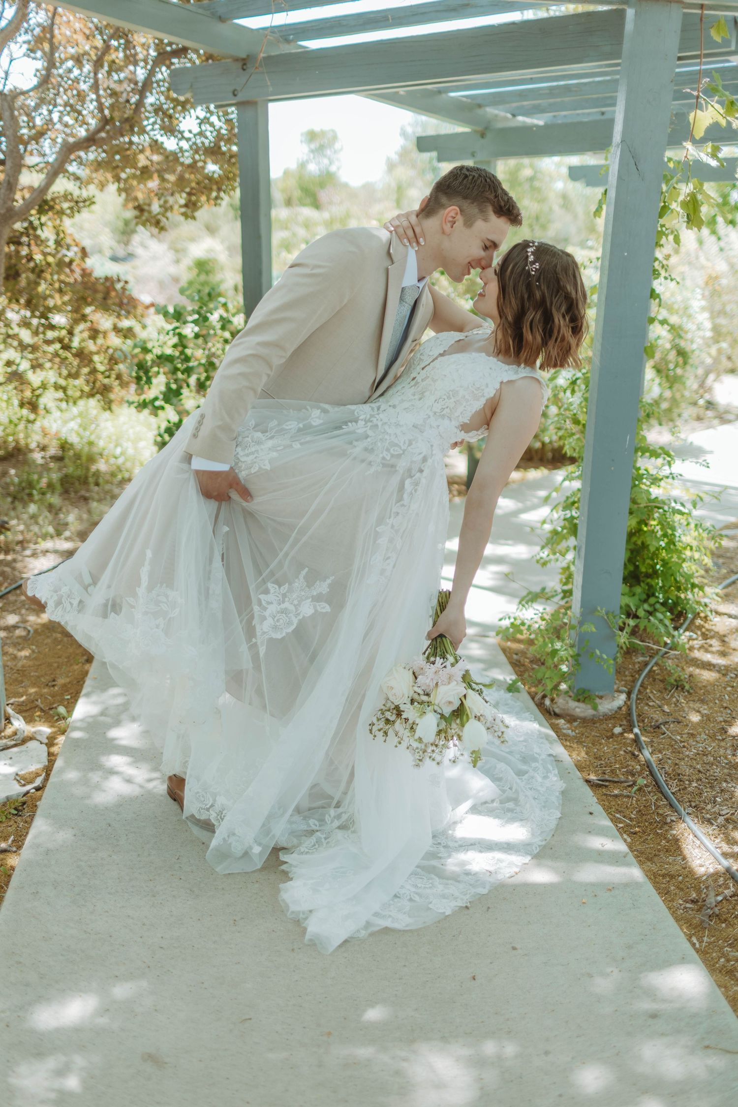 Grand Junction, Colorado Botanical Gardens Wedding Photography