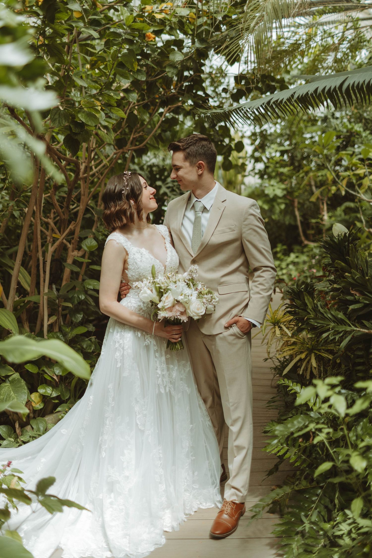 Grand Junction, Colorado Botanical Gardens Wedding Photography