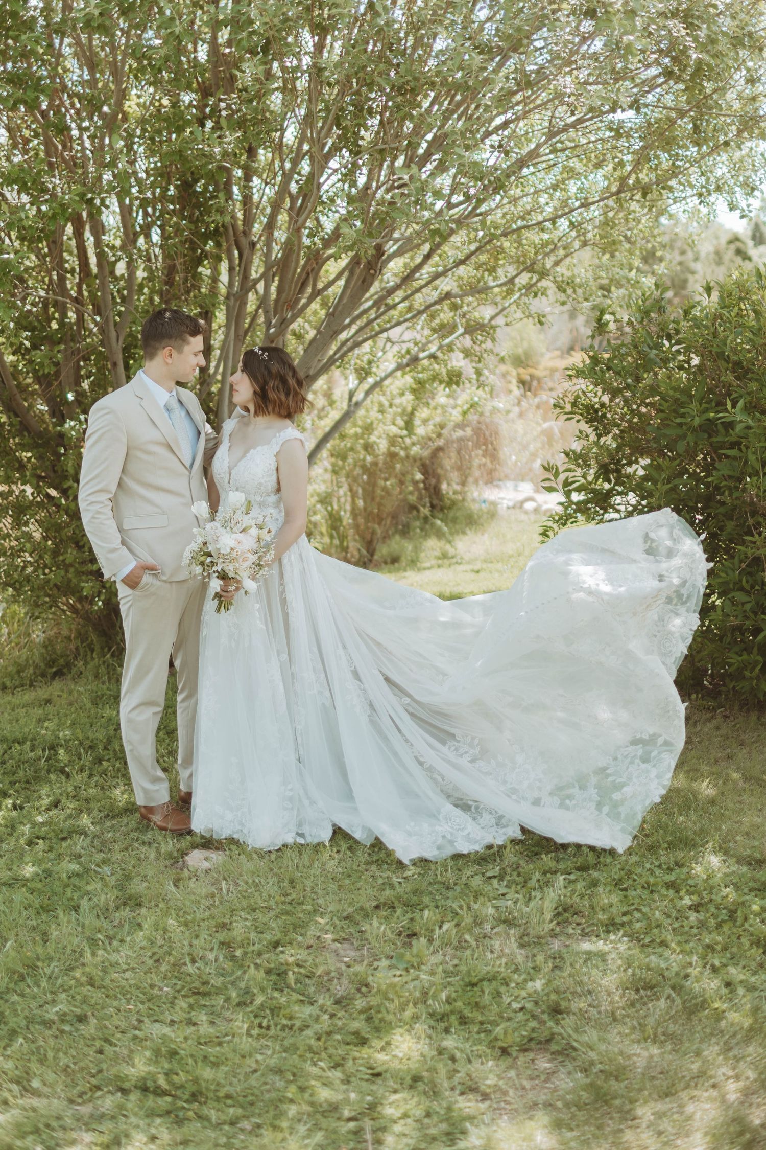 Grand Junction, Colorado Botanical Gardens Wedding Photography
