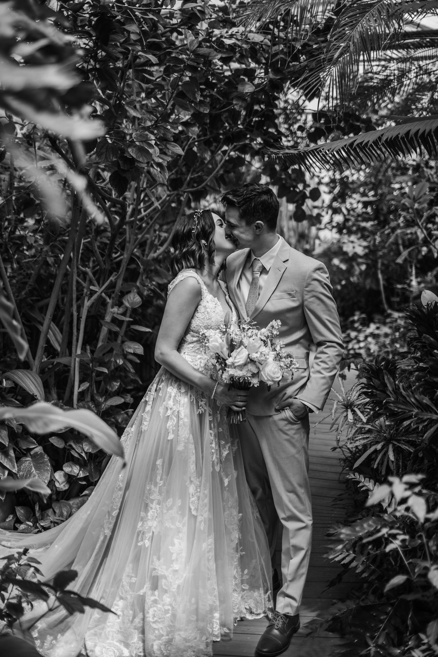 Grand Junction, Colorado Botanical Gardens Wedding Photography