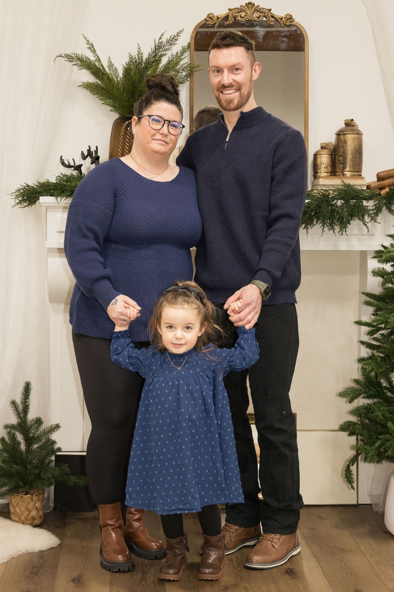 Studio Session, Christmas Photos, Mini Photo session, family session