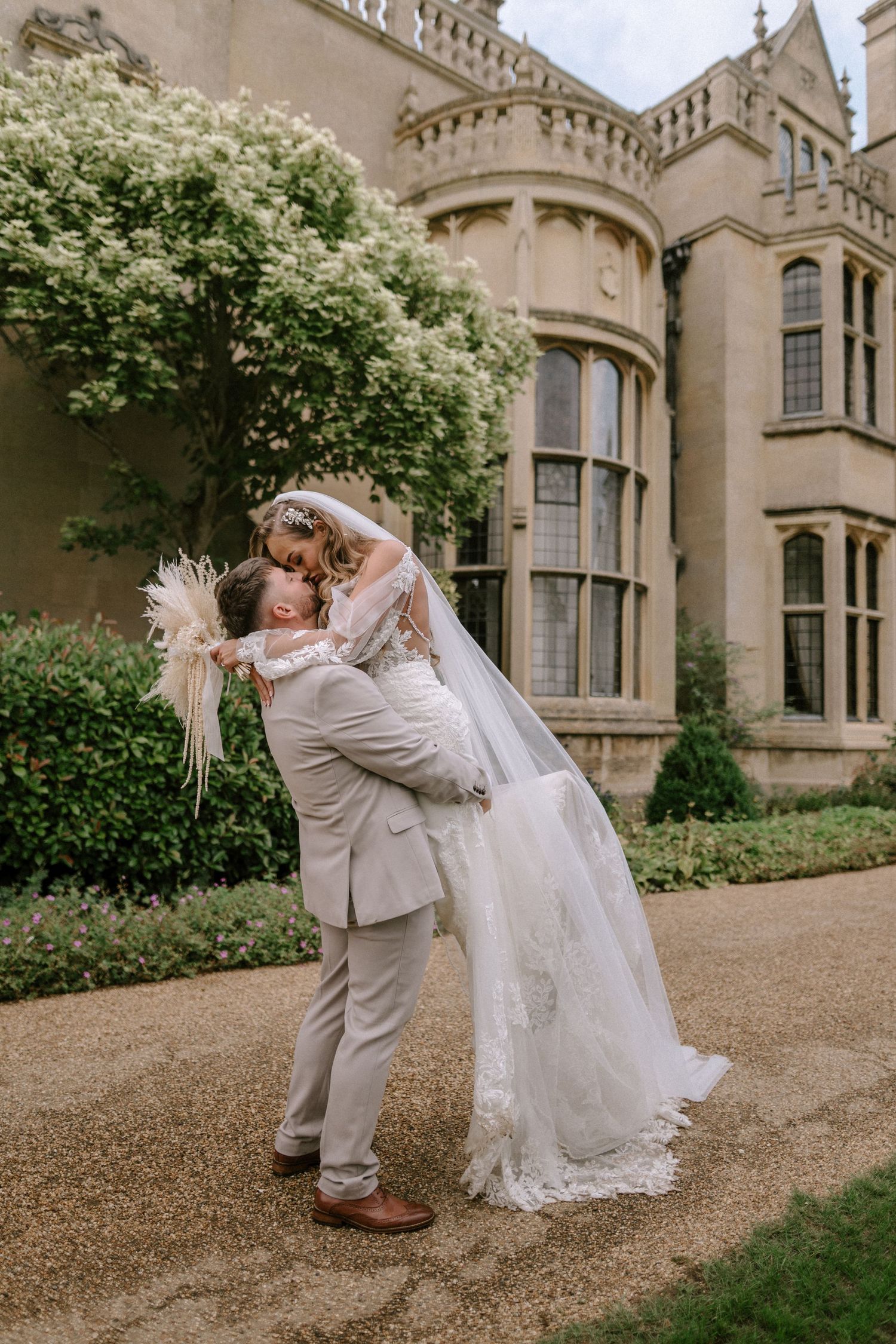 Wedding photography at Rushton Hall. Northamptonshire Wedding photographer.