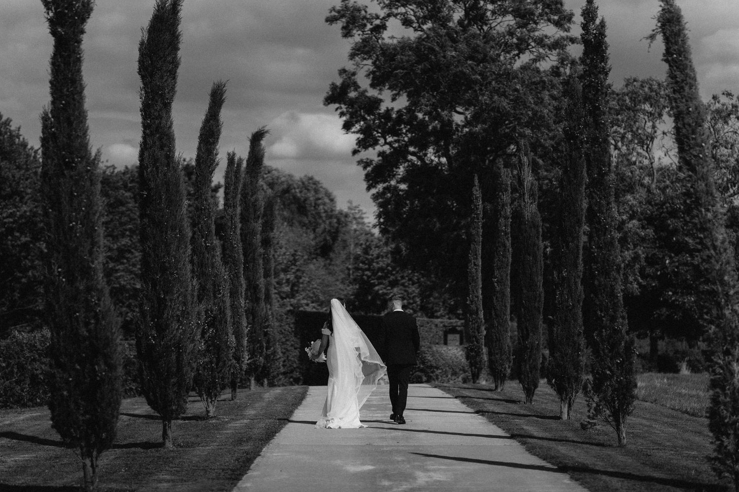 Wedding photography at Willow Marsh Farm. Leicestershire Wedding photographer.