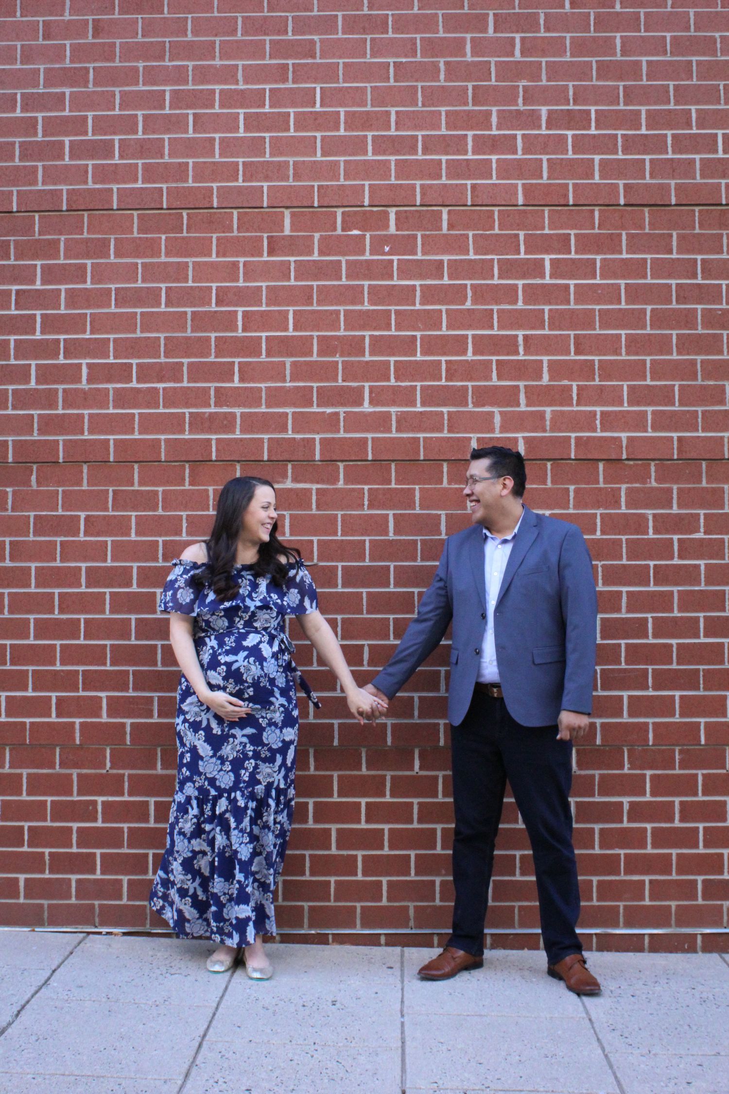 maternity portrait photography, natural lighting, couples photography, family photography