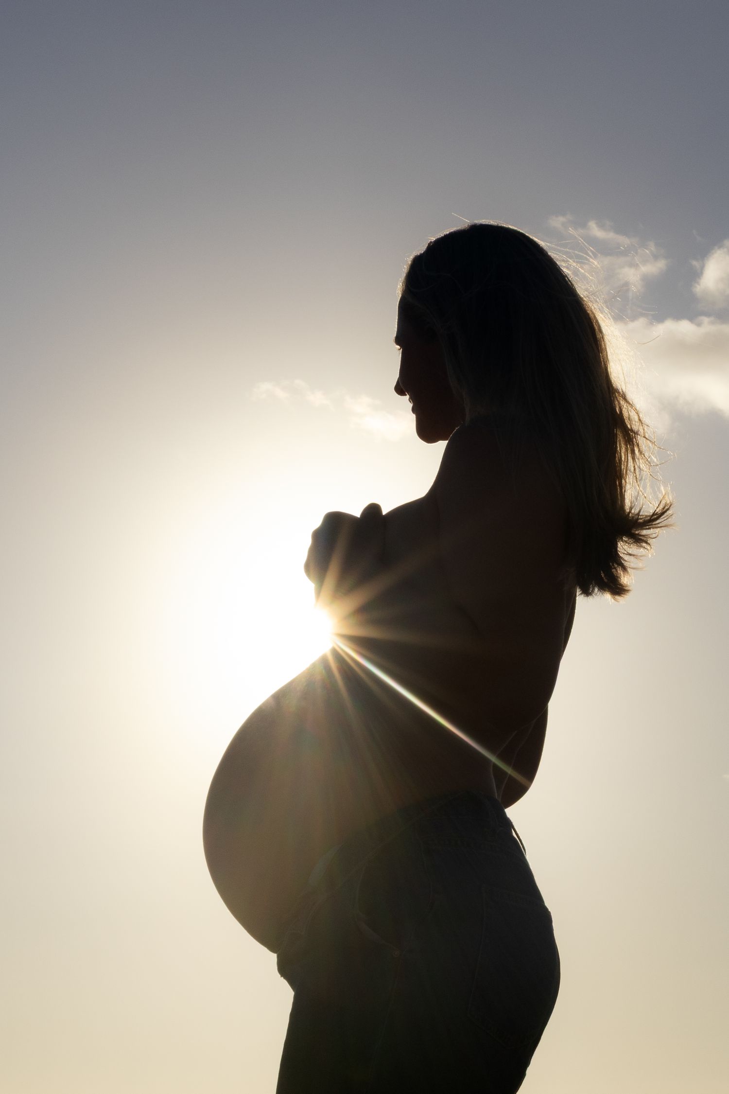 golden hour, Currimundi Beach, Sunshine Coast, maternity poses, maternity photography, queensland photographer, australia, documentary style