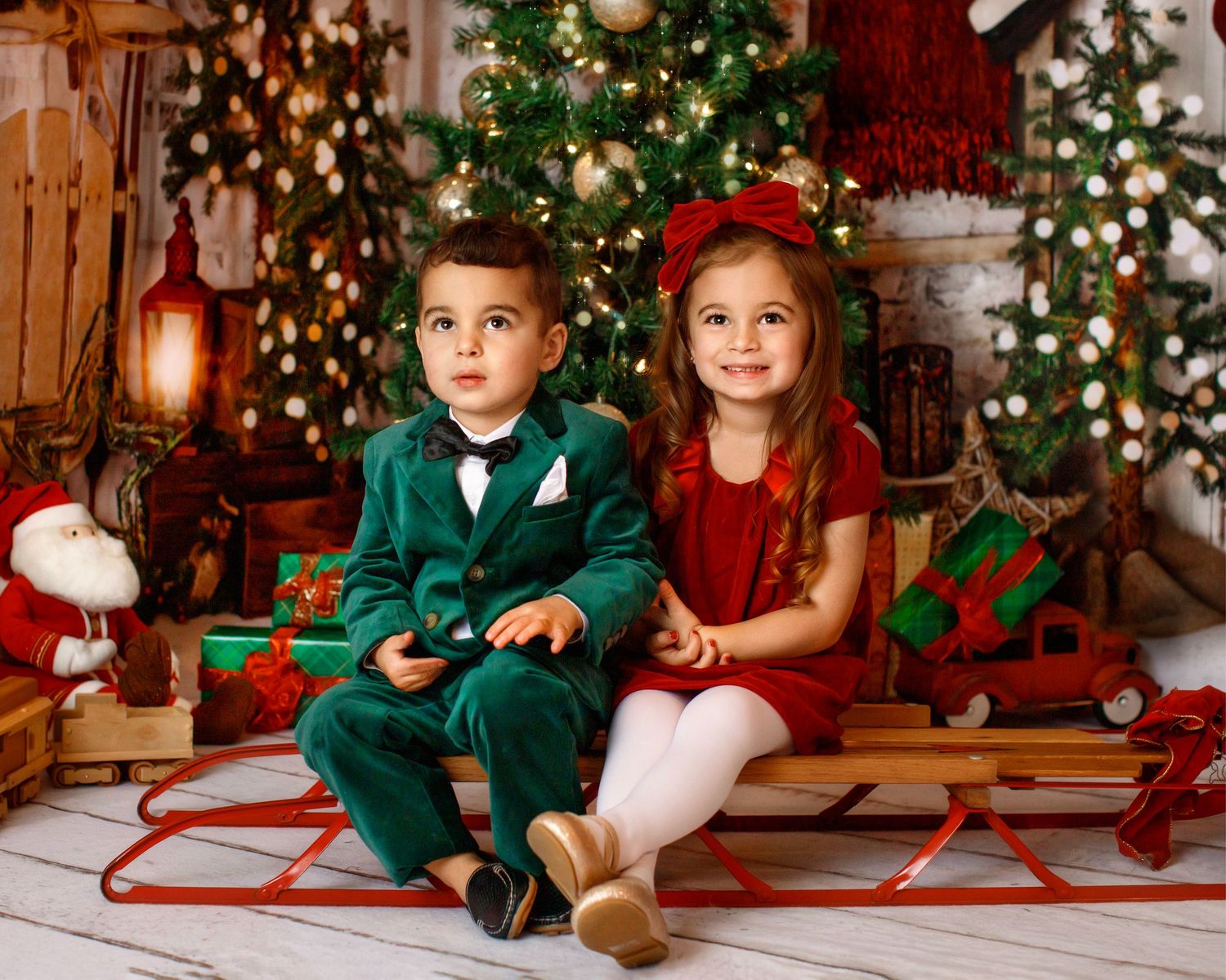 Bergen County Family Photographer captures siblings in-studio for Christmas Pictures