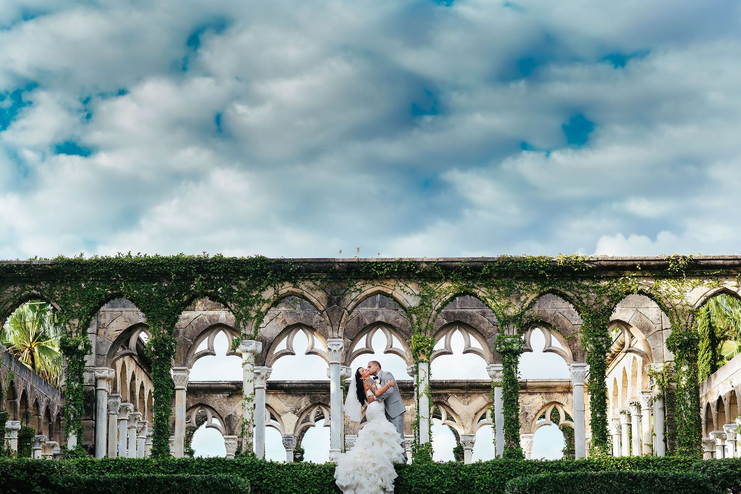 Bride and groom portrait by Luckie Photography for Mexico destination weddings in Cancun, Riviera Maya and beyond.