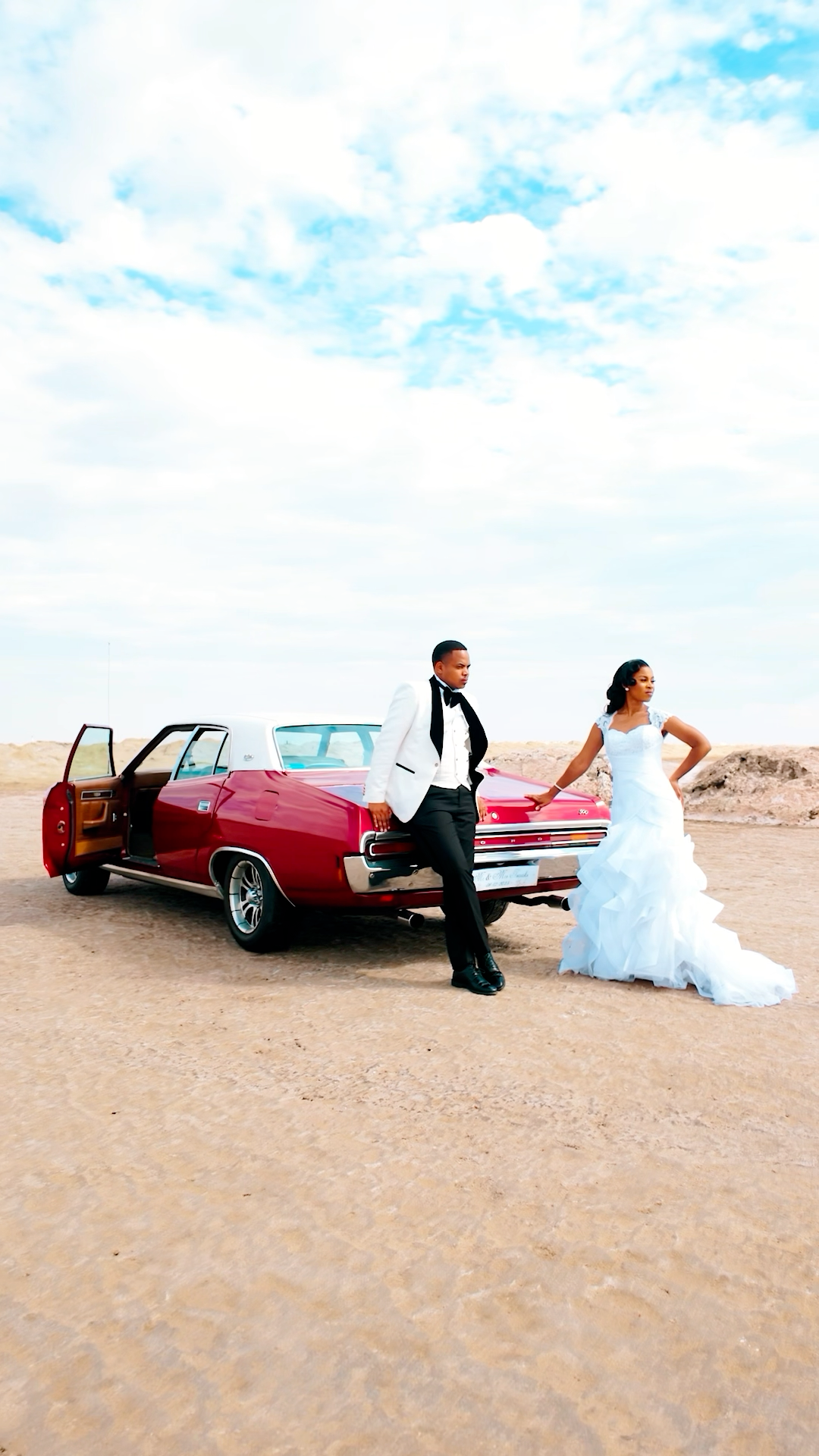 wedding photoshoot at pink lake in Walvis Bay