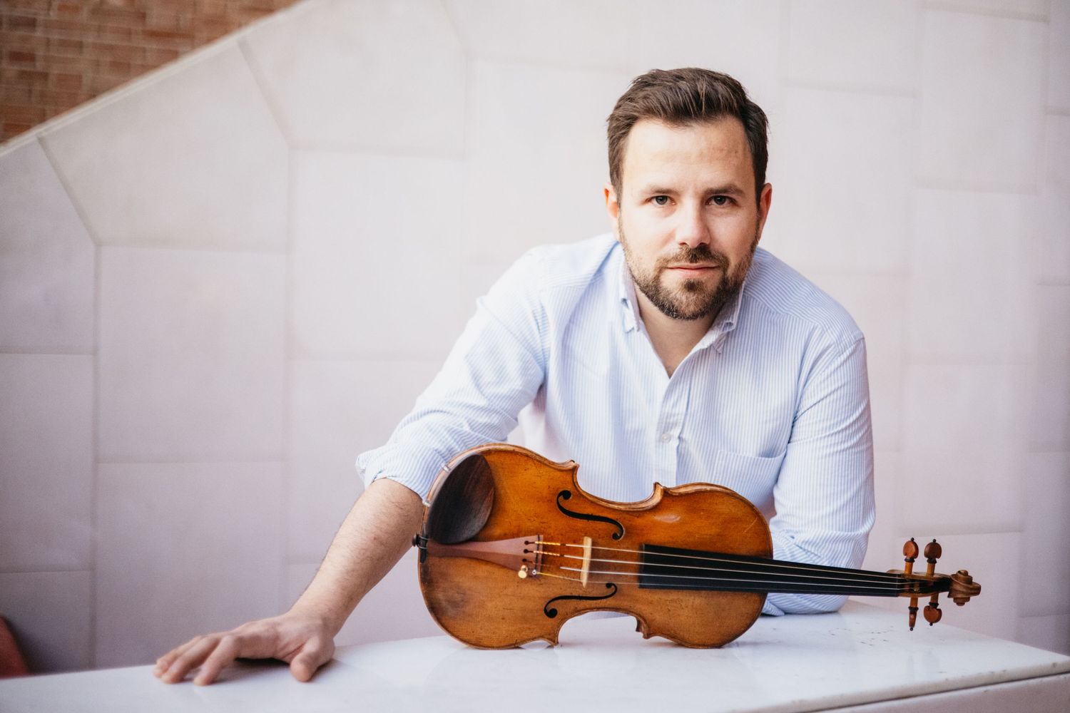 Lorenzo Gentili-Tedeschi, primo violino del teatro Regio di Torino fotografato da Marco Carino