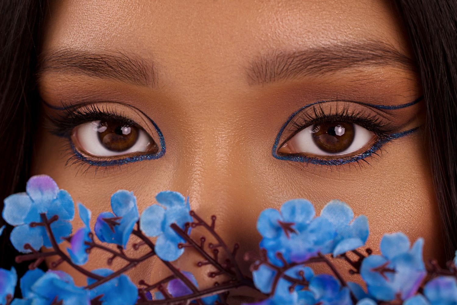 Creative beauty editorial portrait photography captured in a private Darwin studio by Julie Françoise Imagery
