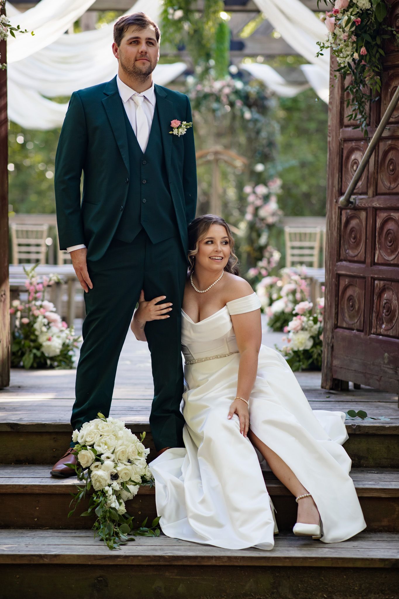 bride and groom portraits