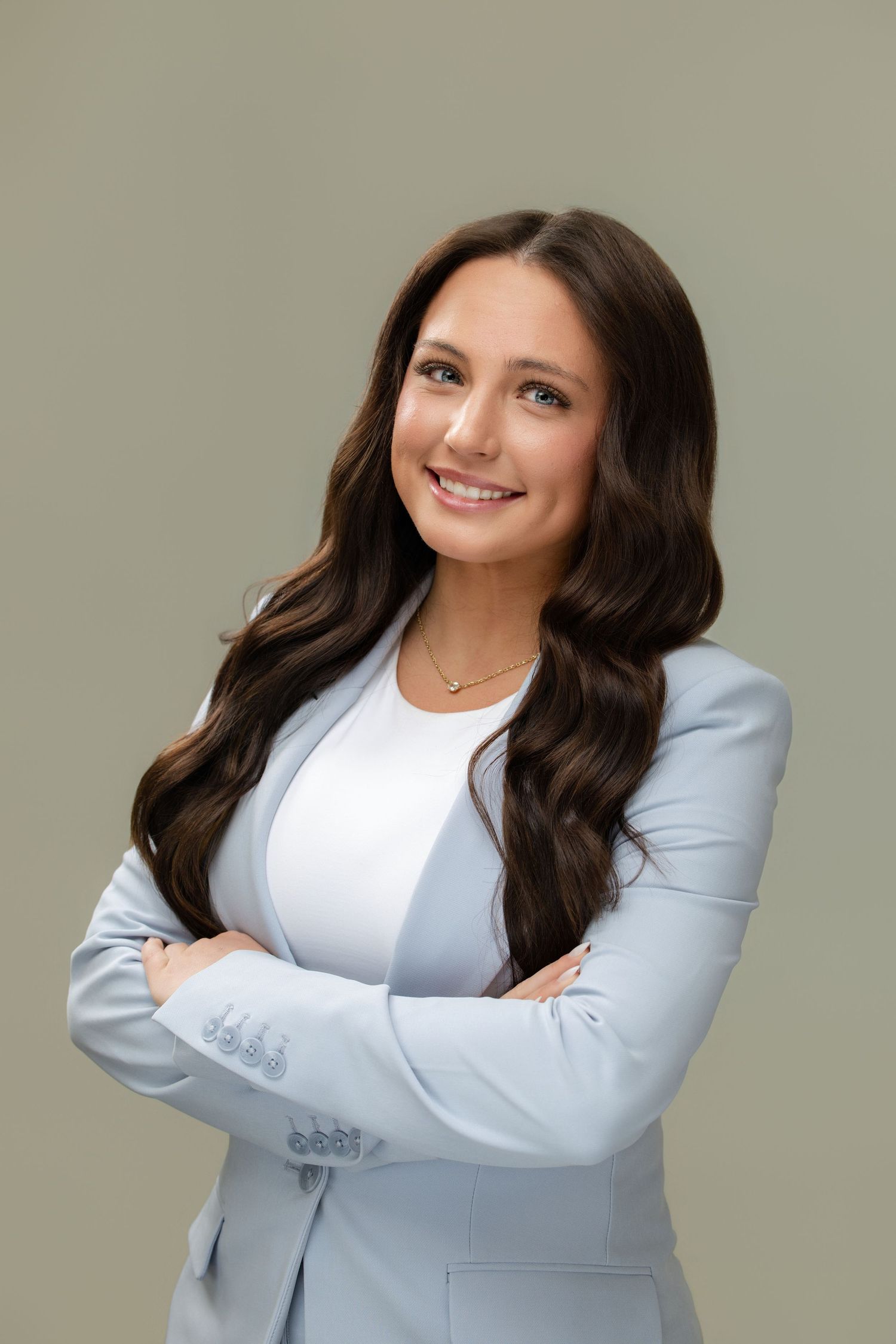 Iconic Shots Headshot Photo of a local Realtor