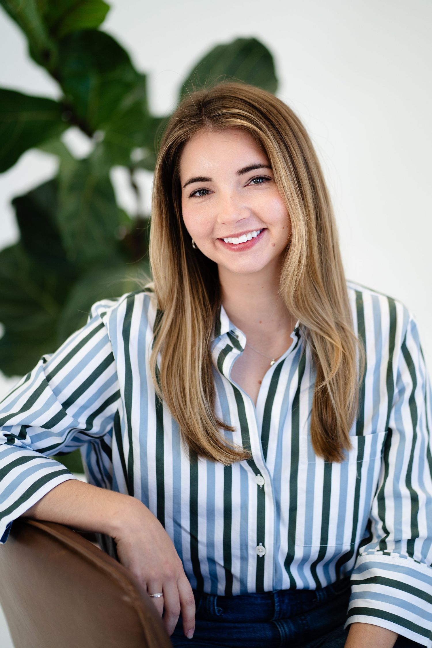 Professional headshot photographer