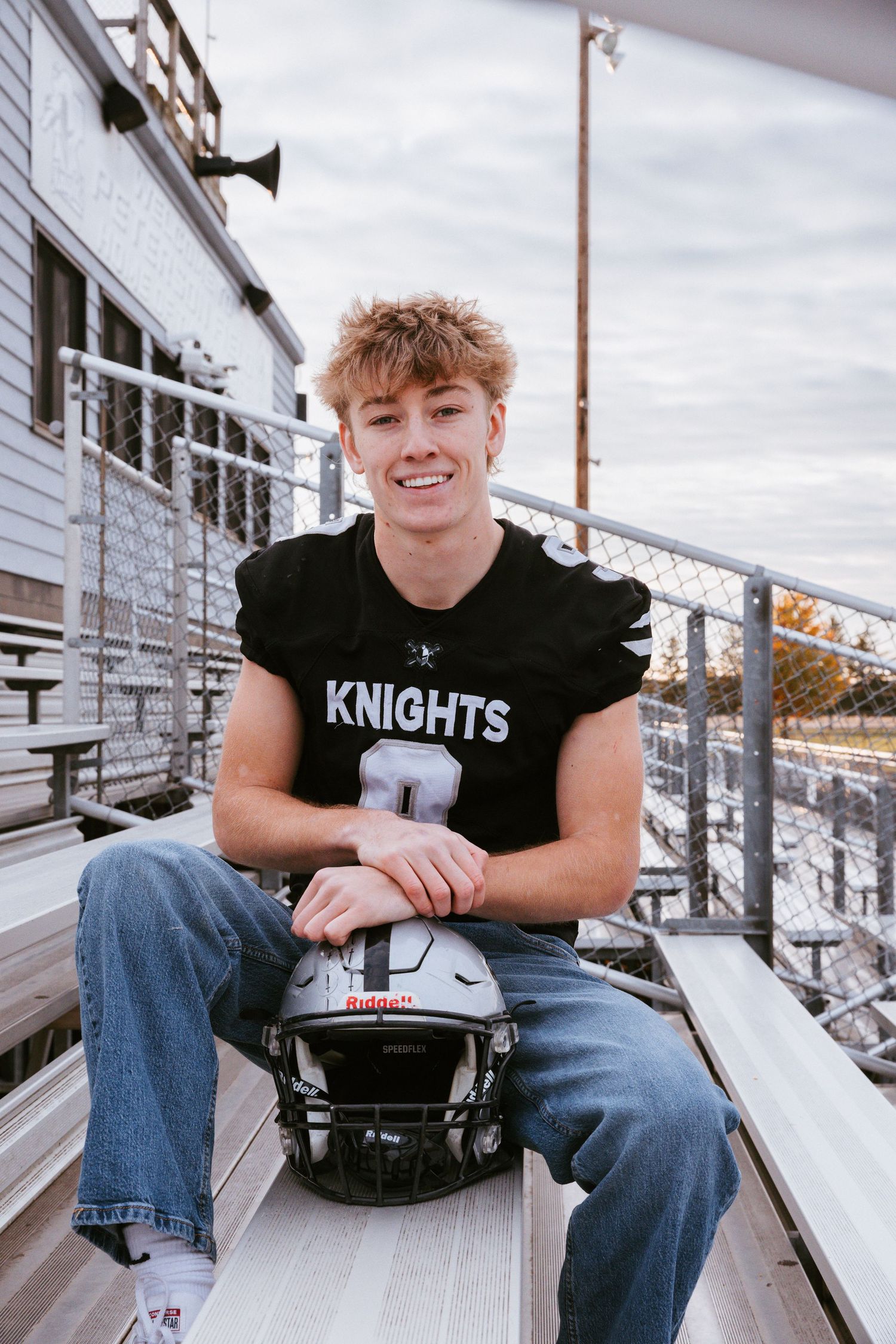 sugargrove-IL-senior-photographer