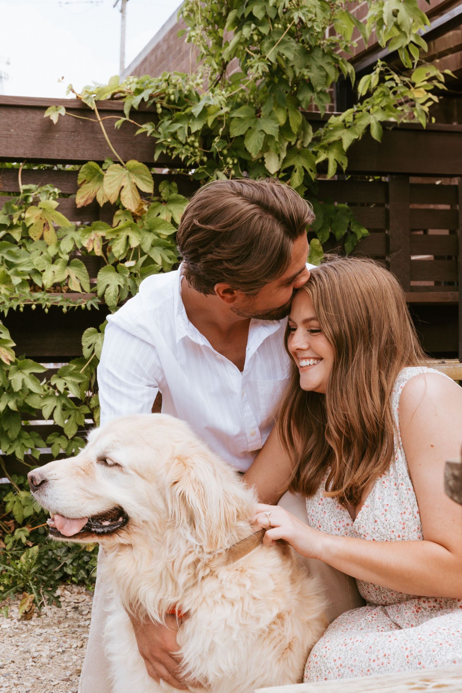 Illinois-photographer-couples-pets-friendly
