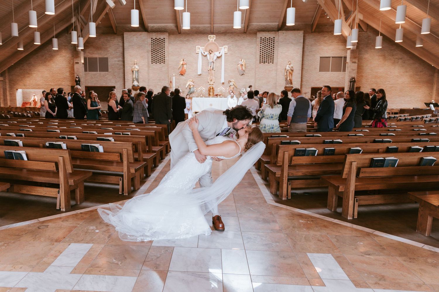 maple-park-il-wedding-photographer