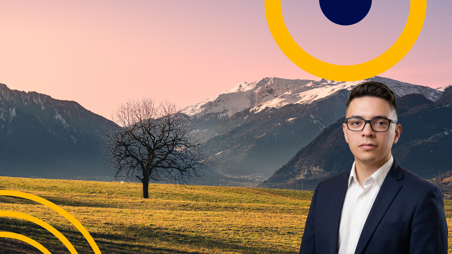 Portrait des Business Fotografen Joseph Bejaran vor Berglandschaft in Graubünden.