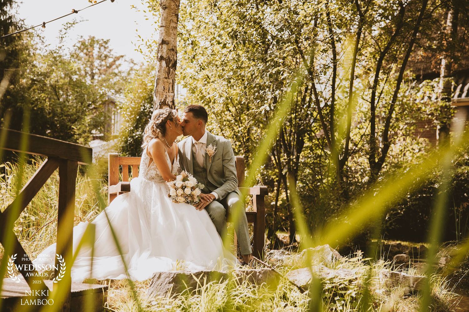Nikki Lamboo Fotografie: award-winning trouwfotograaf met een zachte, dromerige en liefdevolle stijl.